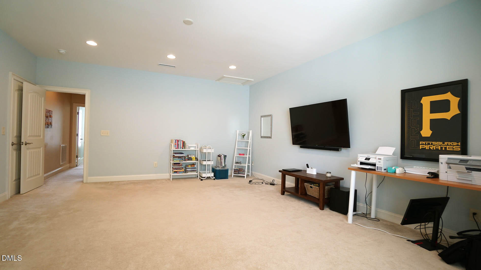 12820 Edsel Drive Property Photo 14