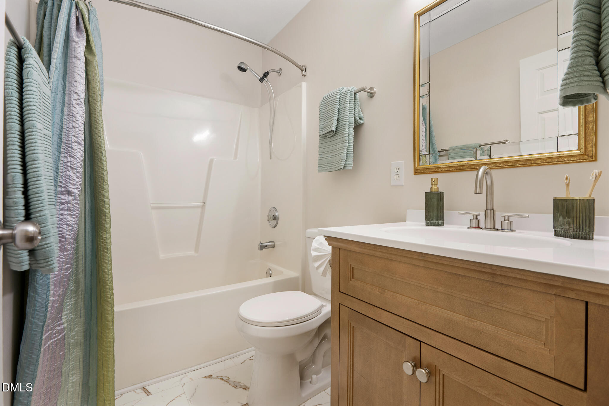 2102 Meade Lane Property Photo 35