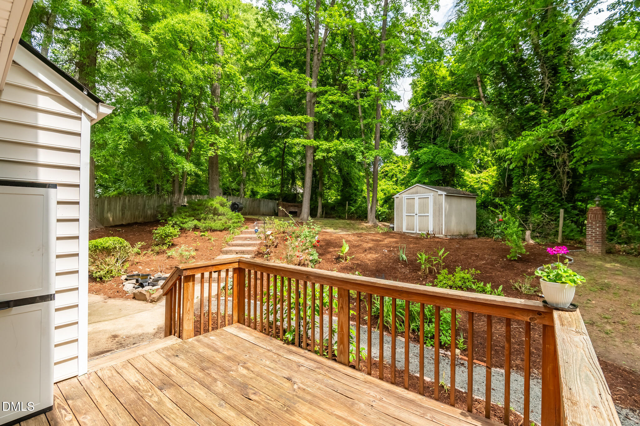 2102 Meade Lane Property Photo 40