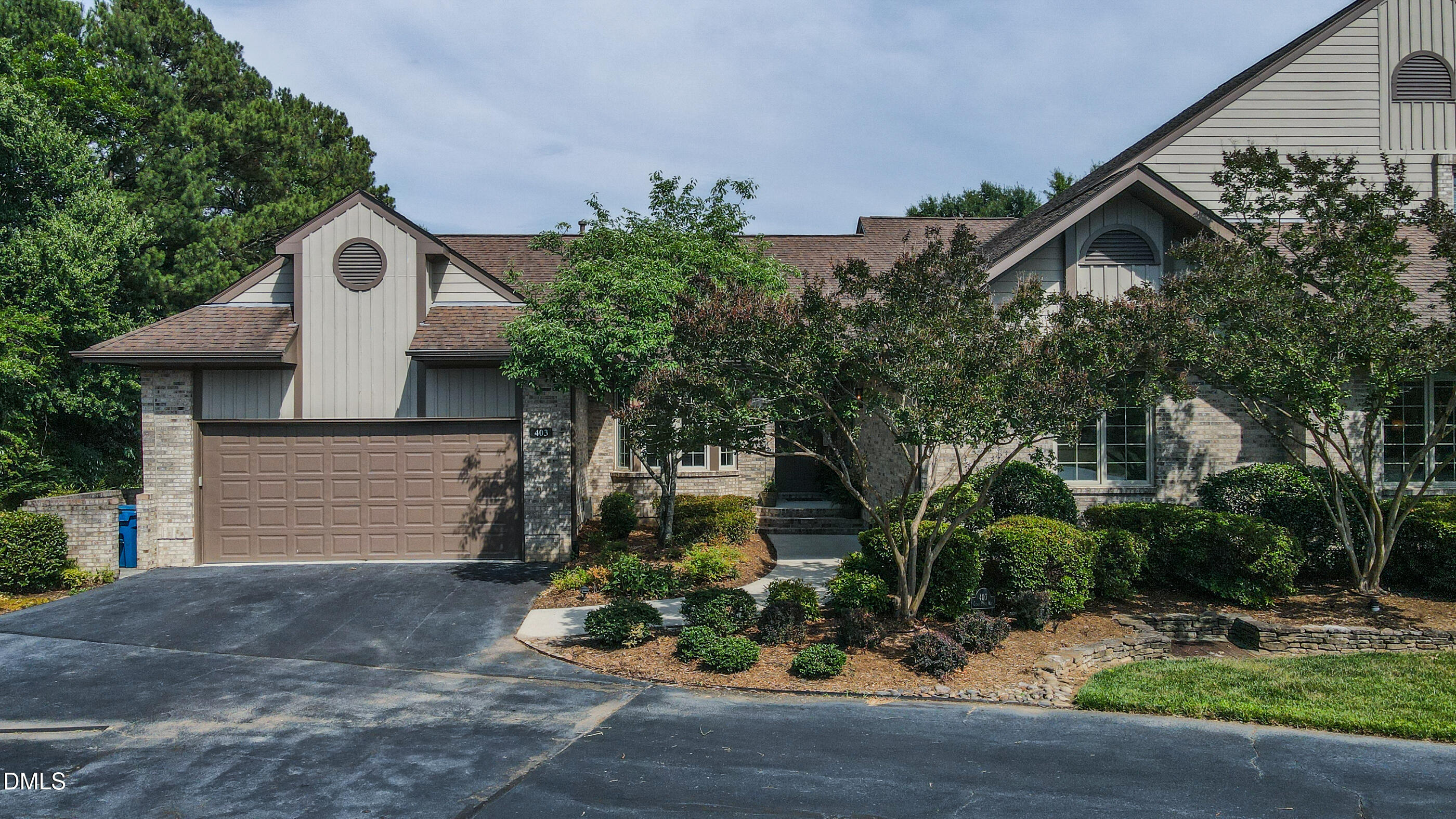 403 Cedar Ridge Way Property Photo 2
