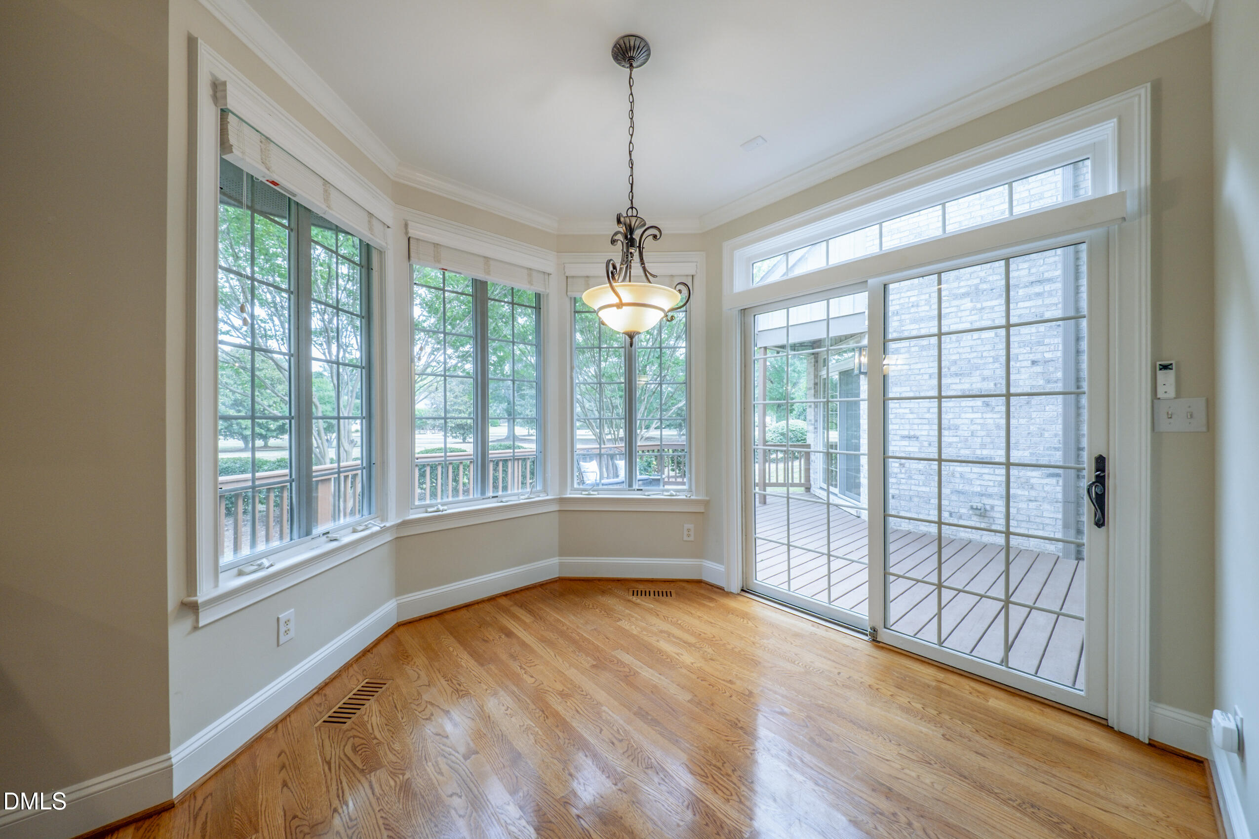 403 Cedar Ridge Way Property Photo 11