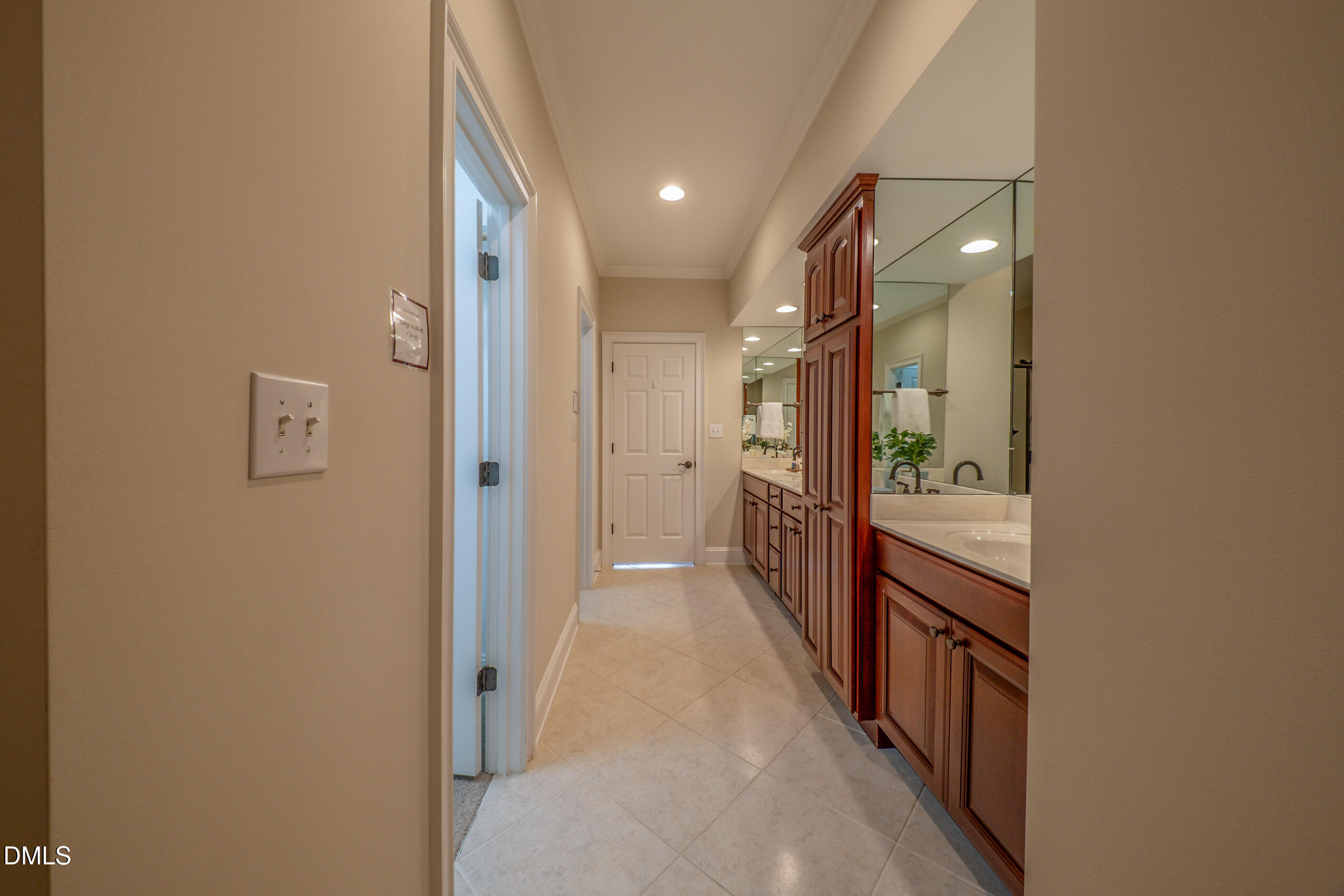 403 Cedar Ridge Way Property Photo 33