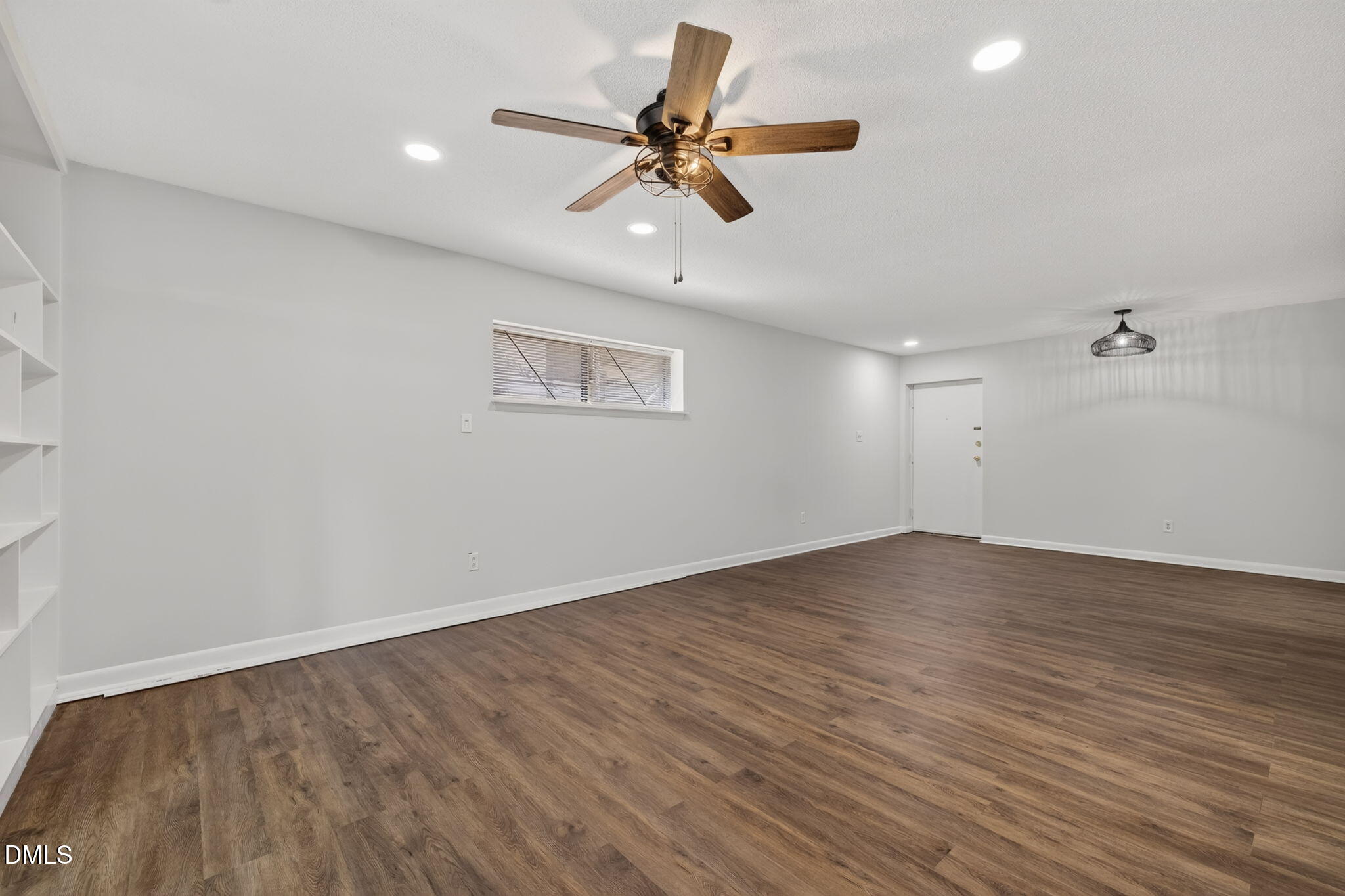 546 Pine Ridge Place Property Photo 4