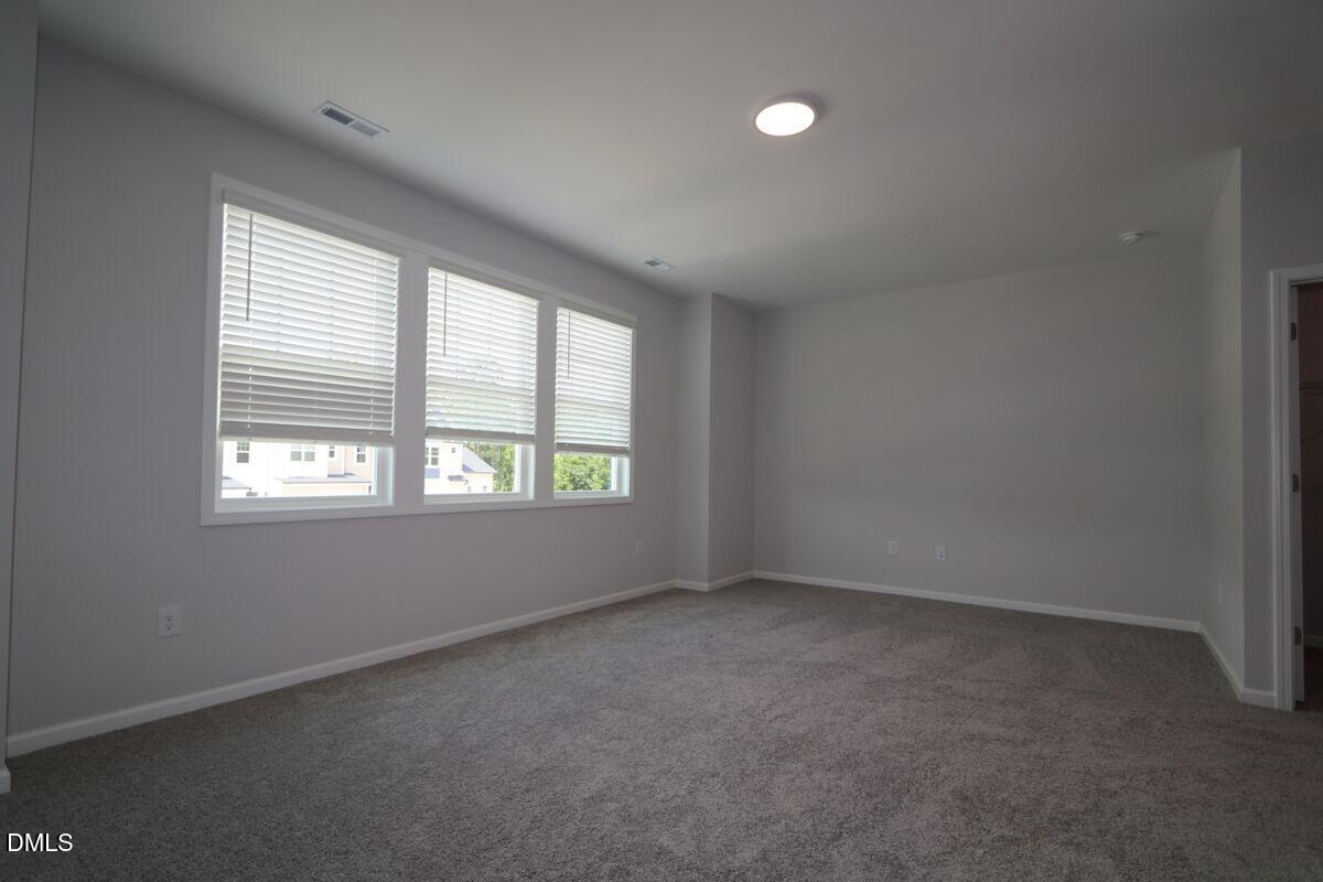 3107 Cathedral Comb Drive Property Photo 6