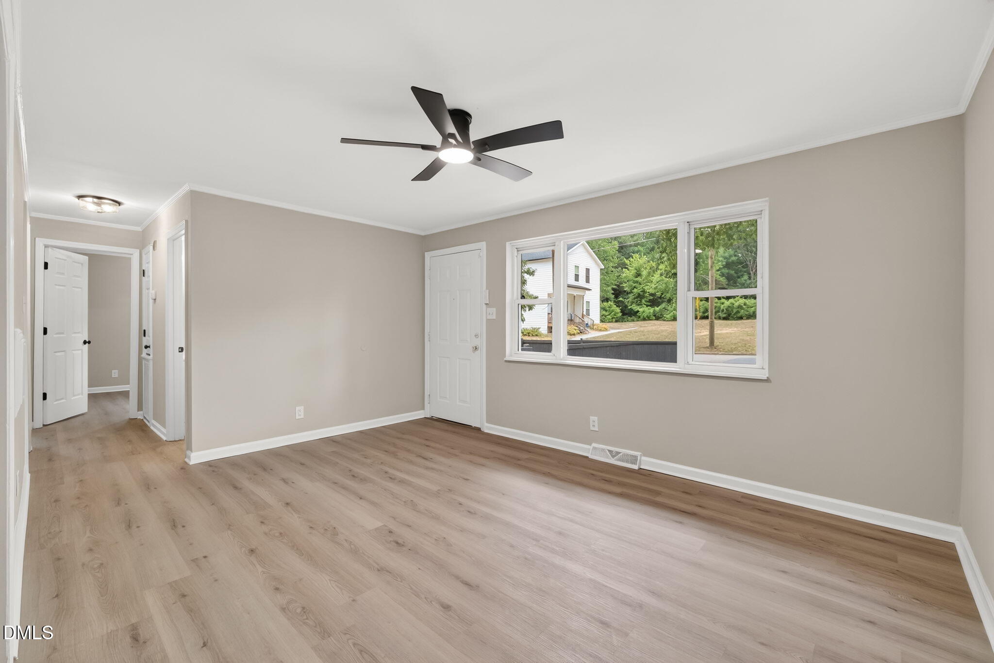1309 N Hyde Park Avenue Property Photo 13