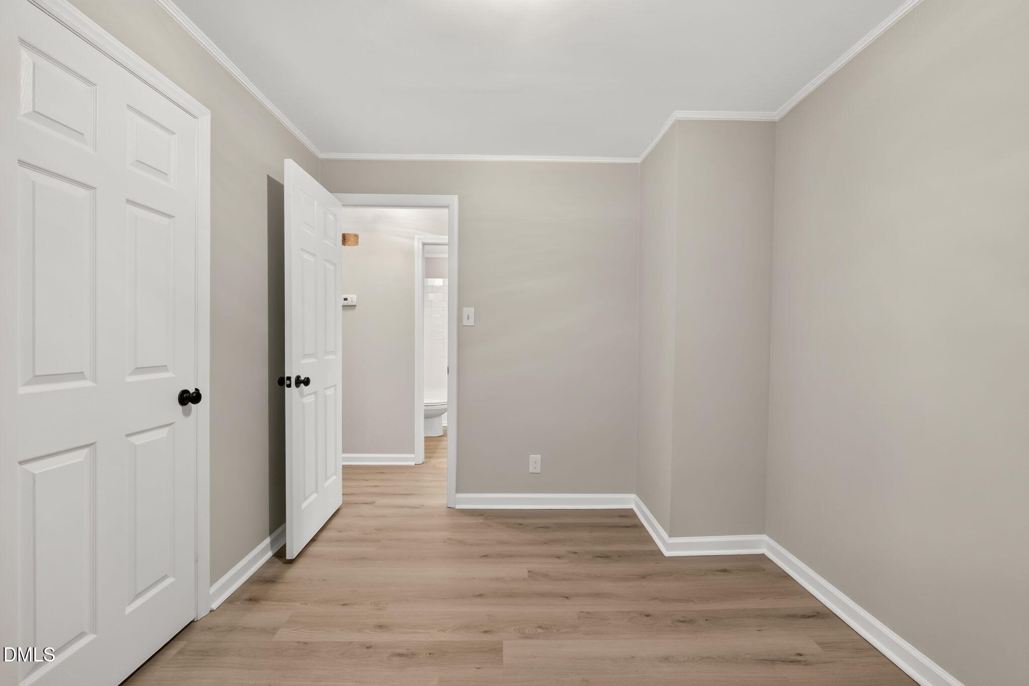 1309 N Hyde Park Avenue Property Photo 17
