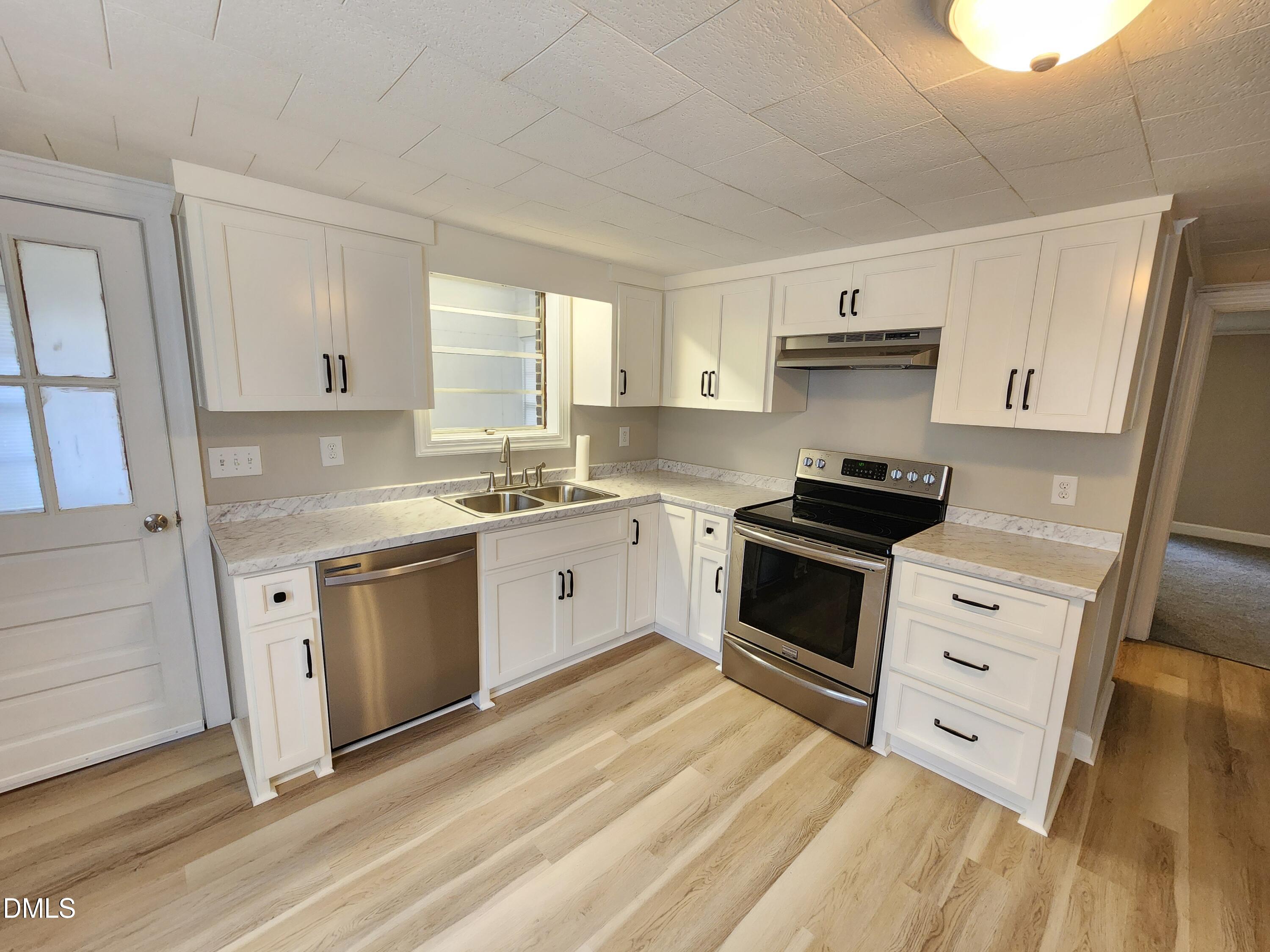 1622 S Brightleaf Boulevard Property Photo 4