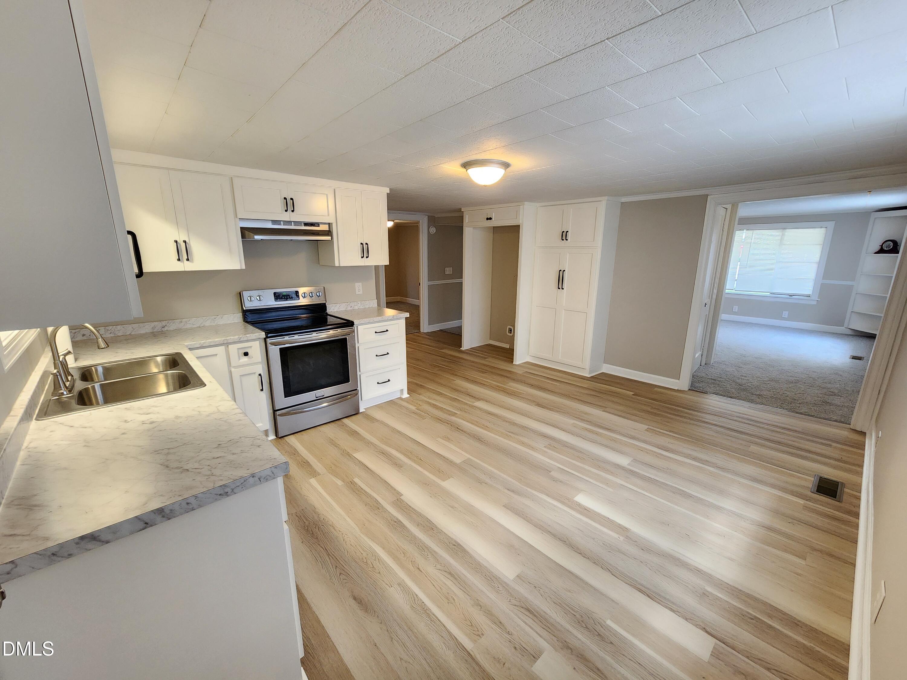 1622 S Brightleaf Boulevard Property Photo 5