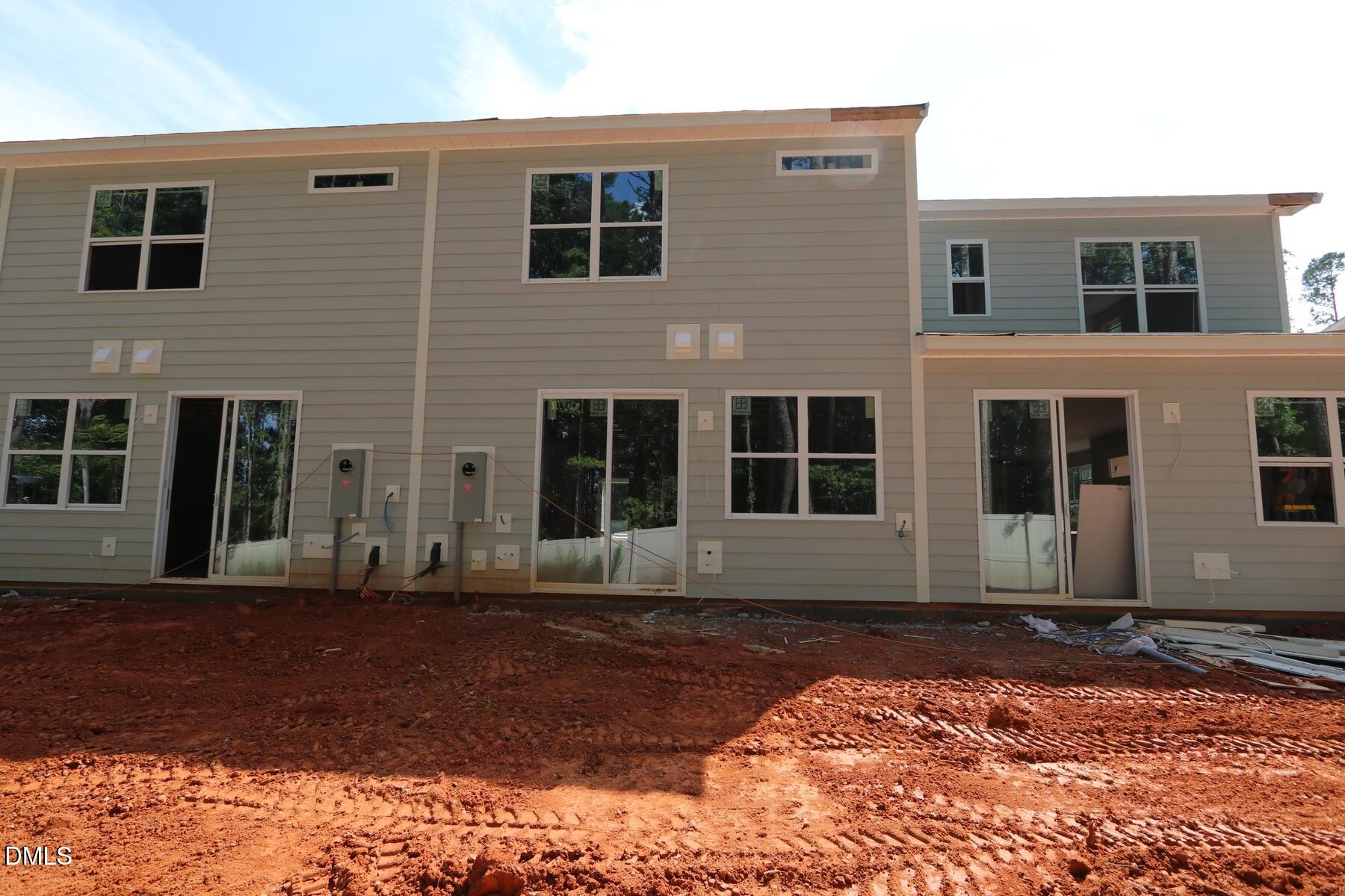 2922 Spring Manor Way Property Photo 5