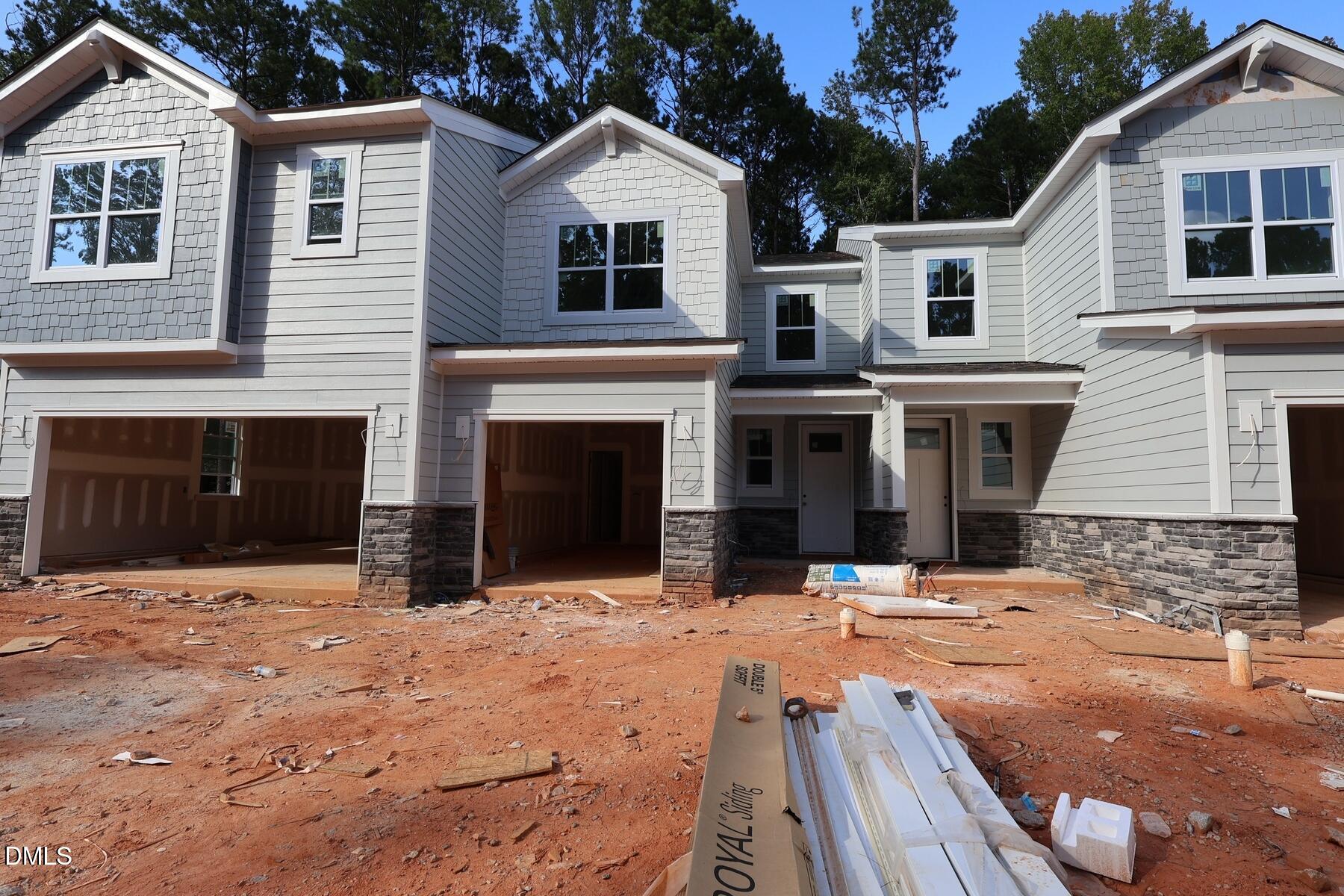 2922 Spring Manor Way Property Photo 5