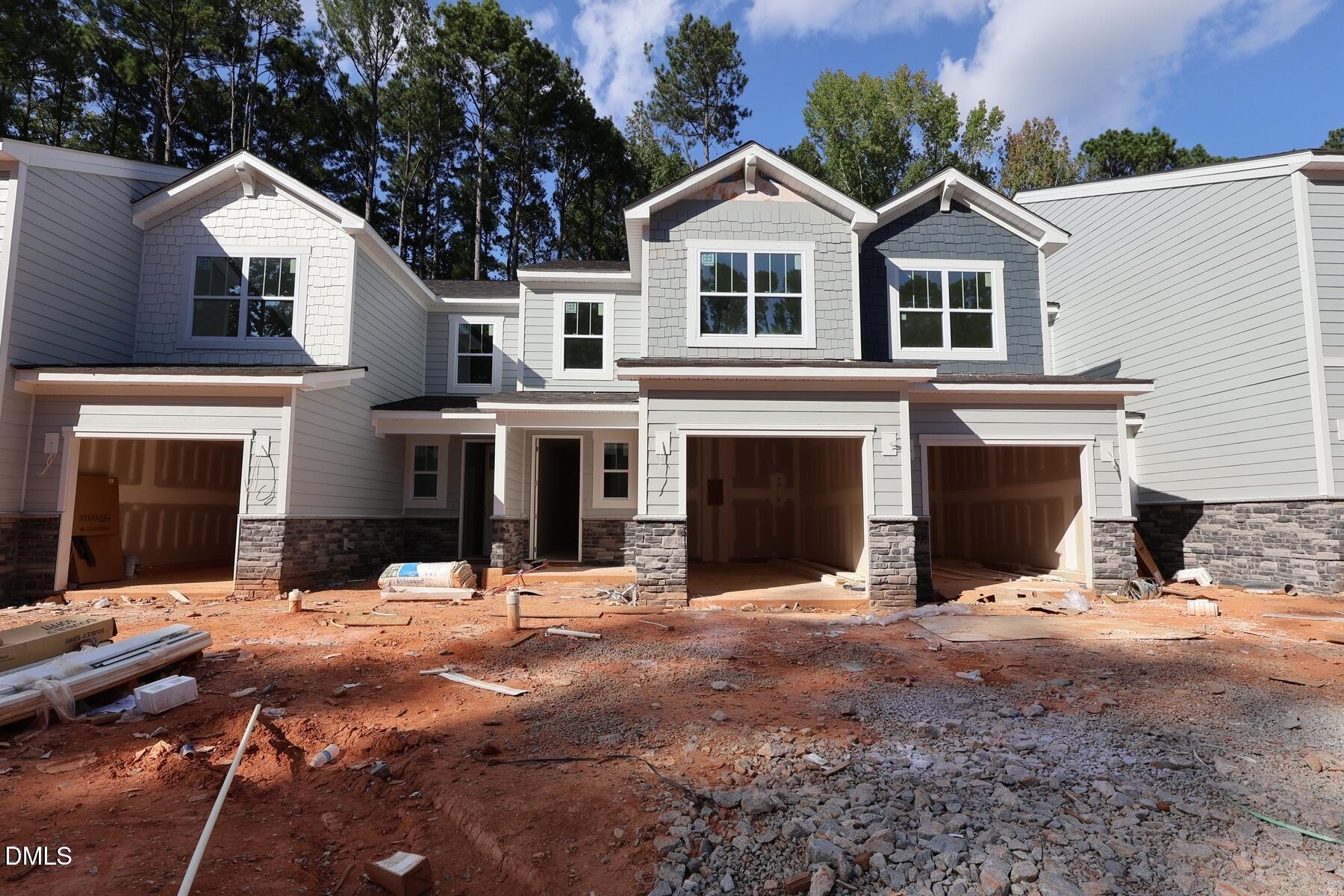 2920 Spring Manor Way Property Photo 1