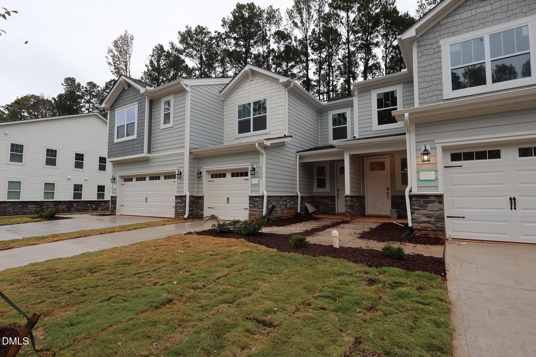 2920 Spring Manor Way Property Photo 1