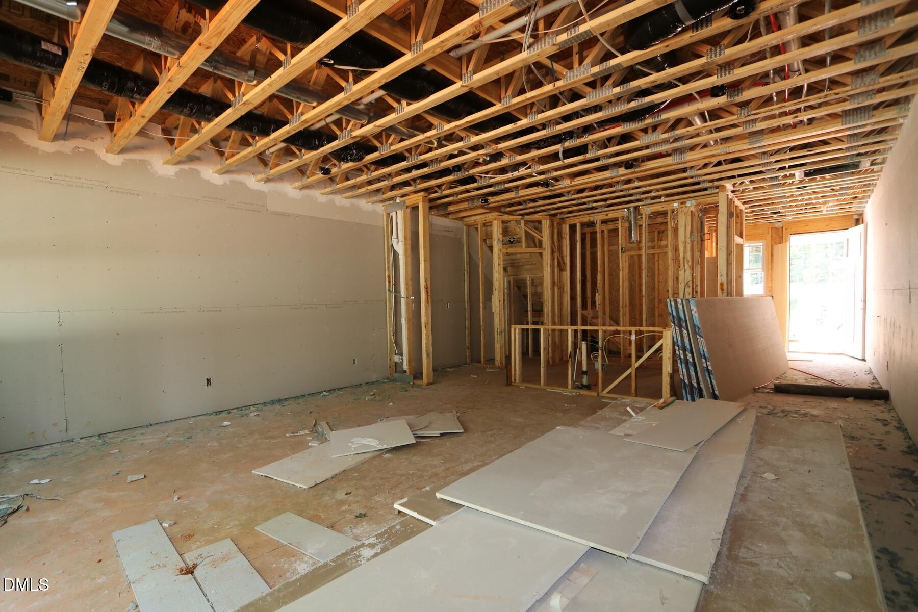 2920 Spring Manor Way Property Photo 5
