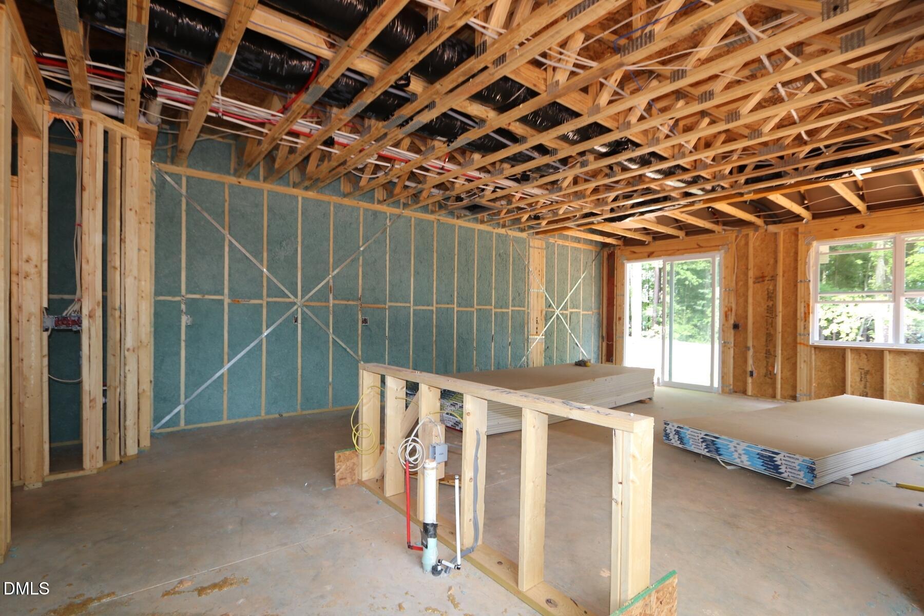 2916 Spring Manor Way Property Photo 3