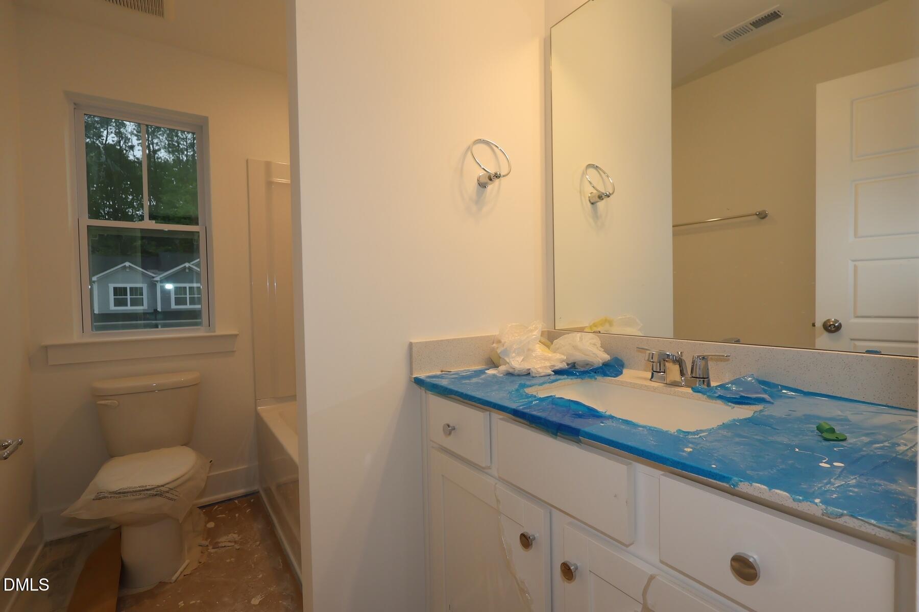 2916 Spring Manor Way Property Photo 3