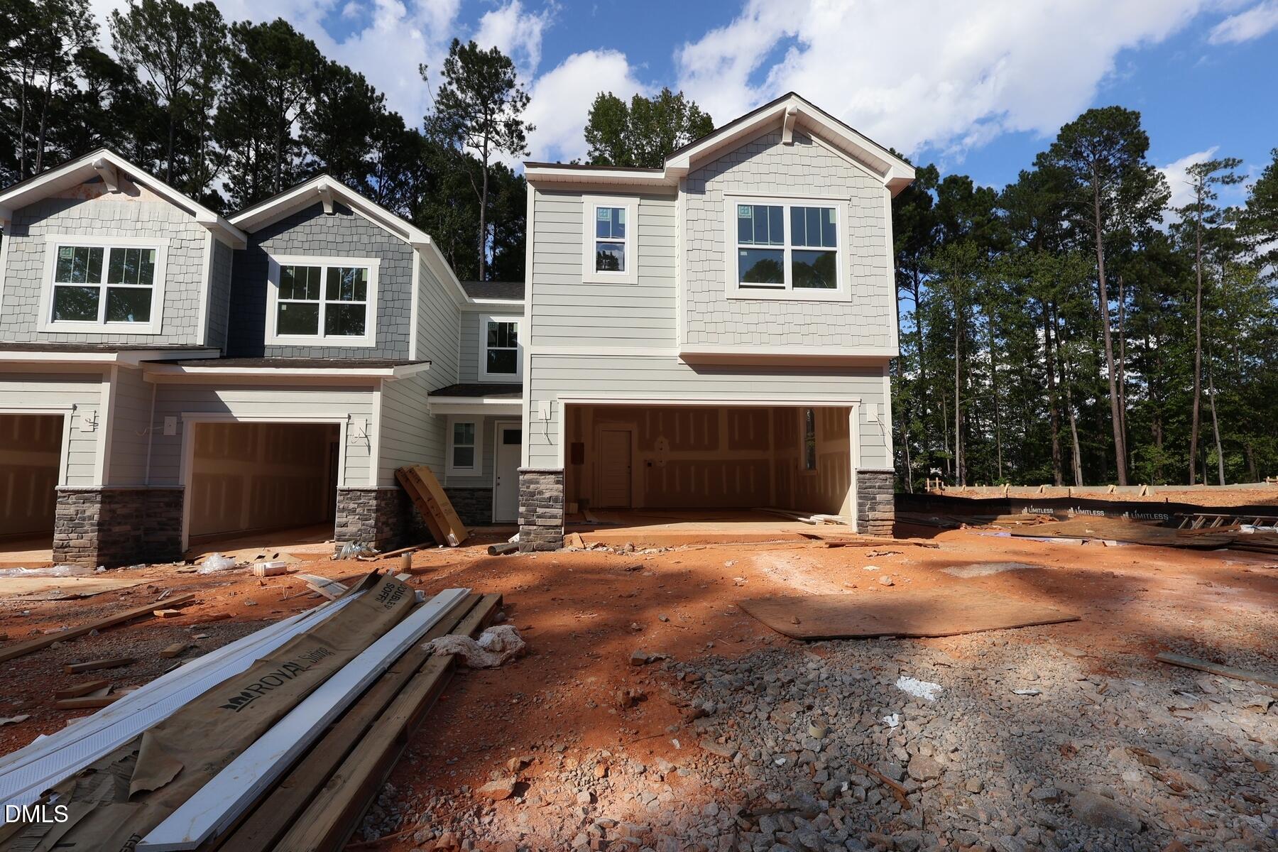 2916 Spring Manor Way Property Photo 5