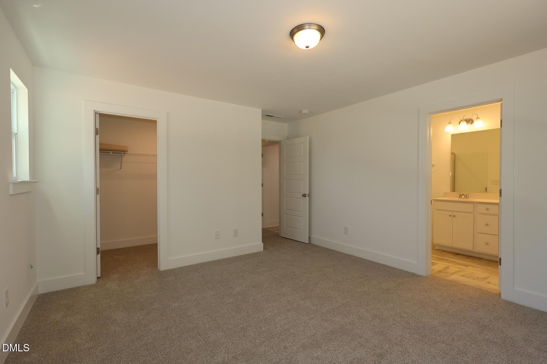 2916 Spring Manor Way Property Photo 9