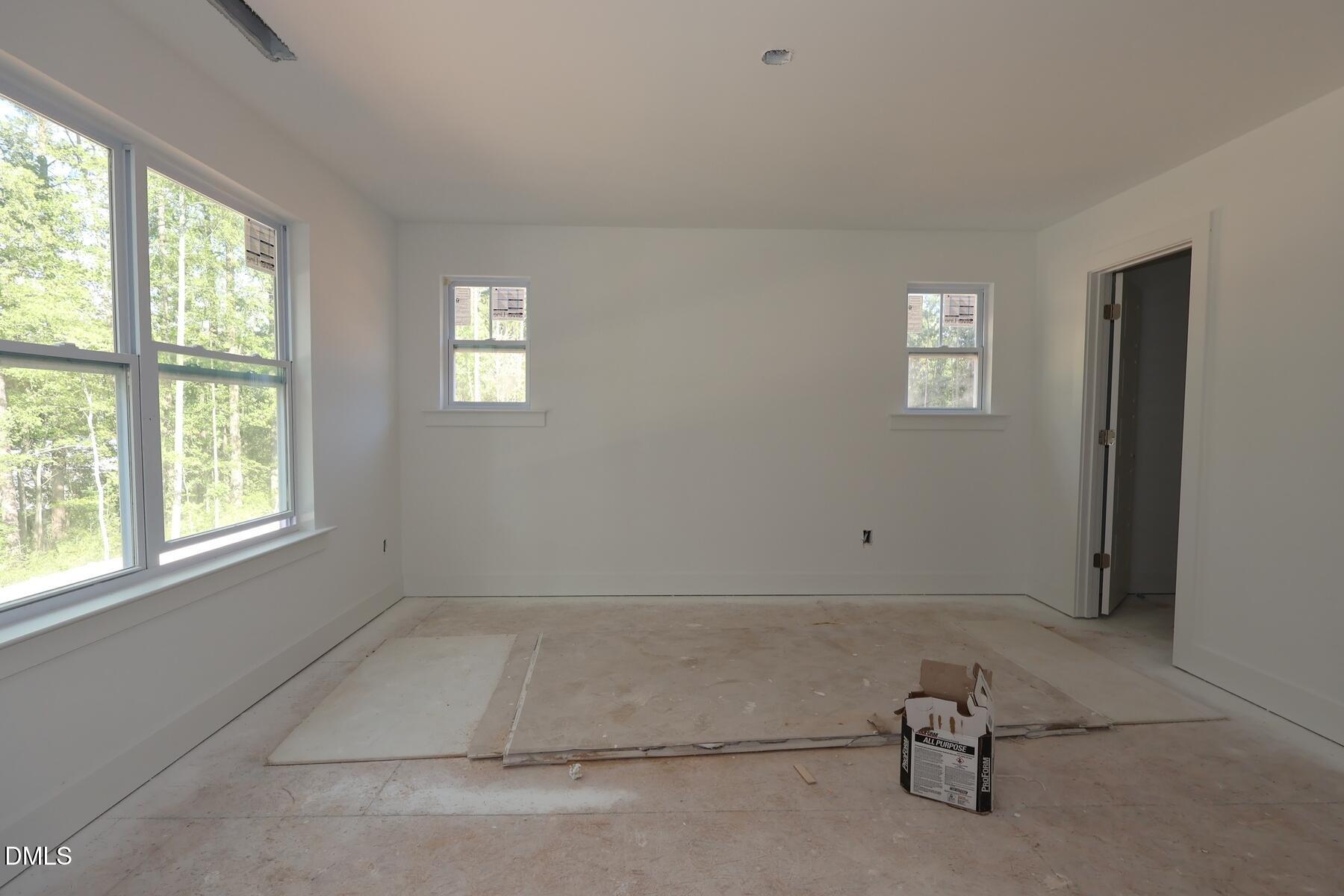 2916 Spring Manor Way Property Photo 10