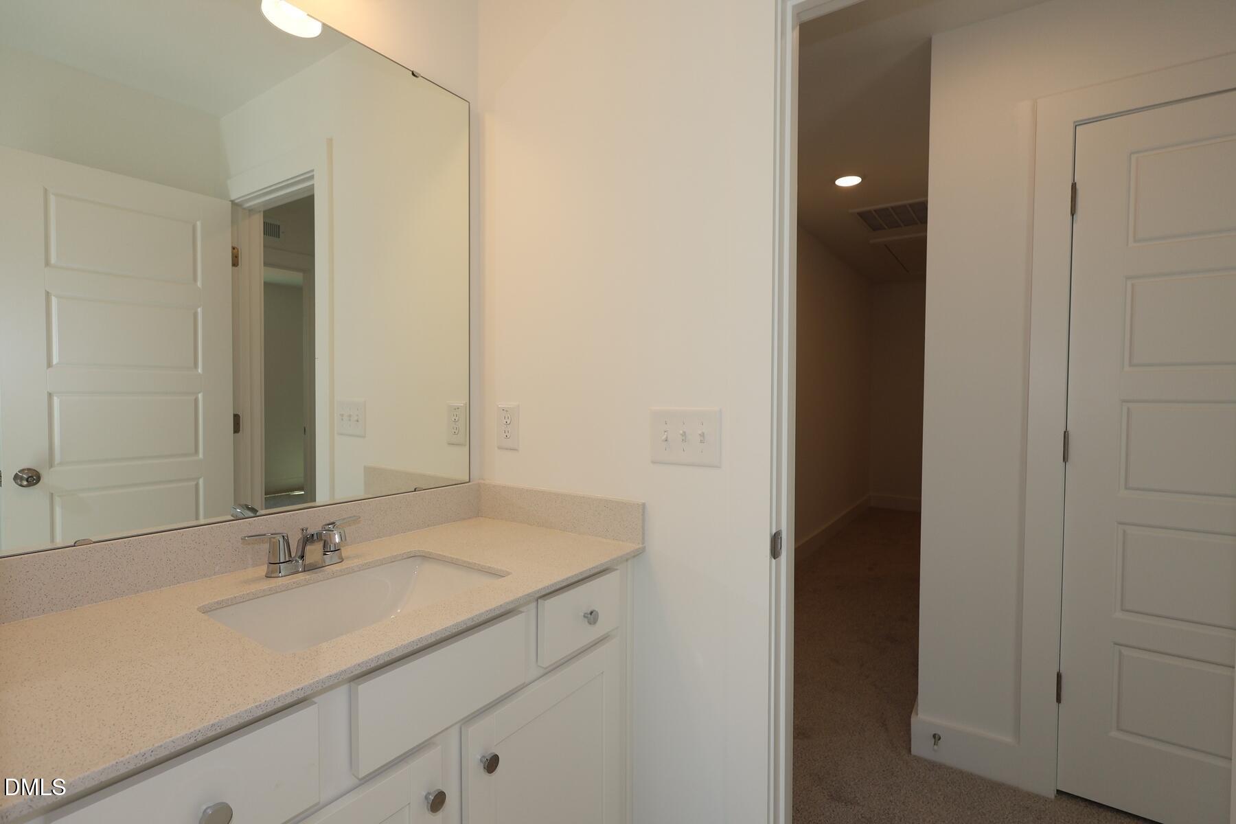 2916 Spring Manor Way Property Photo 12
