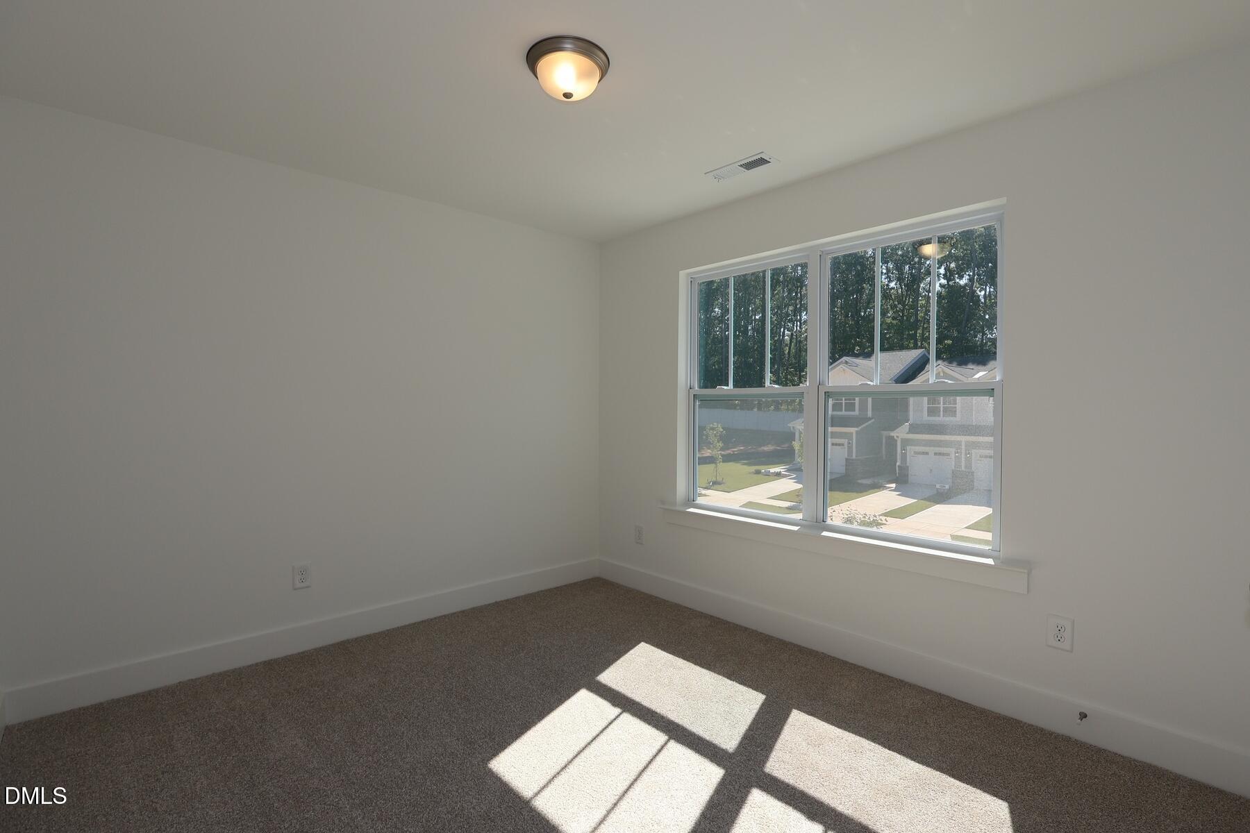 2916 Spring Manor Way Property Photo 13