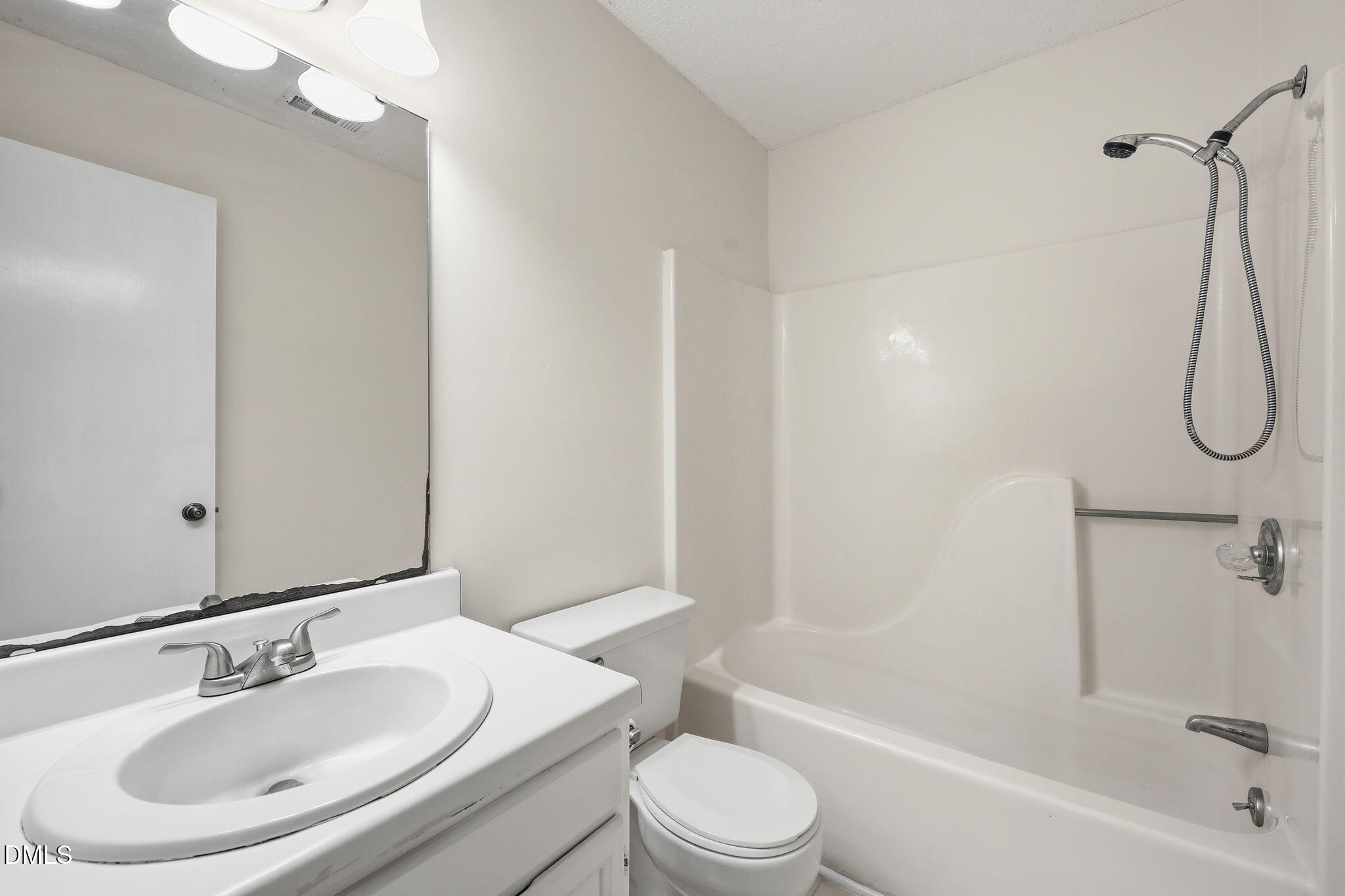 844 Athens Drive C Property Photo 20