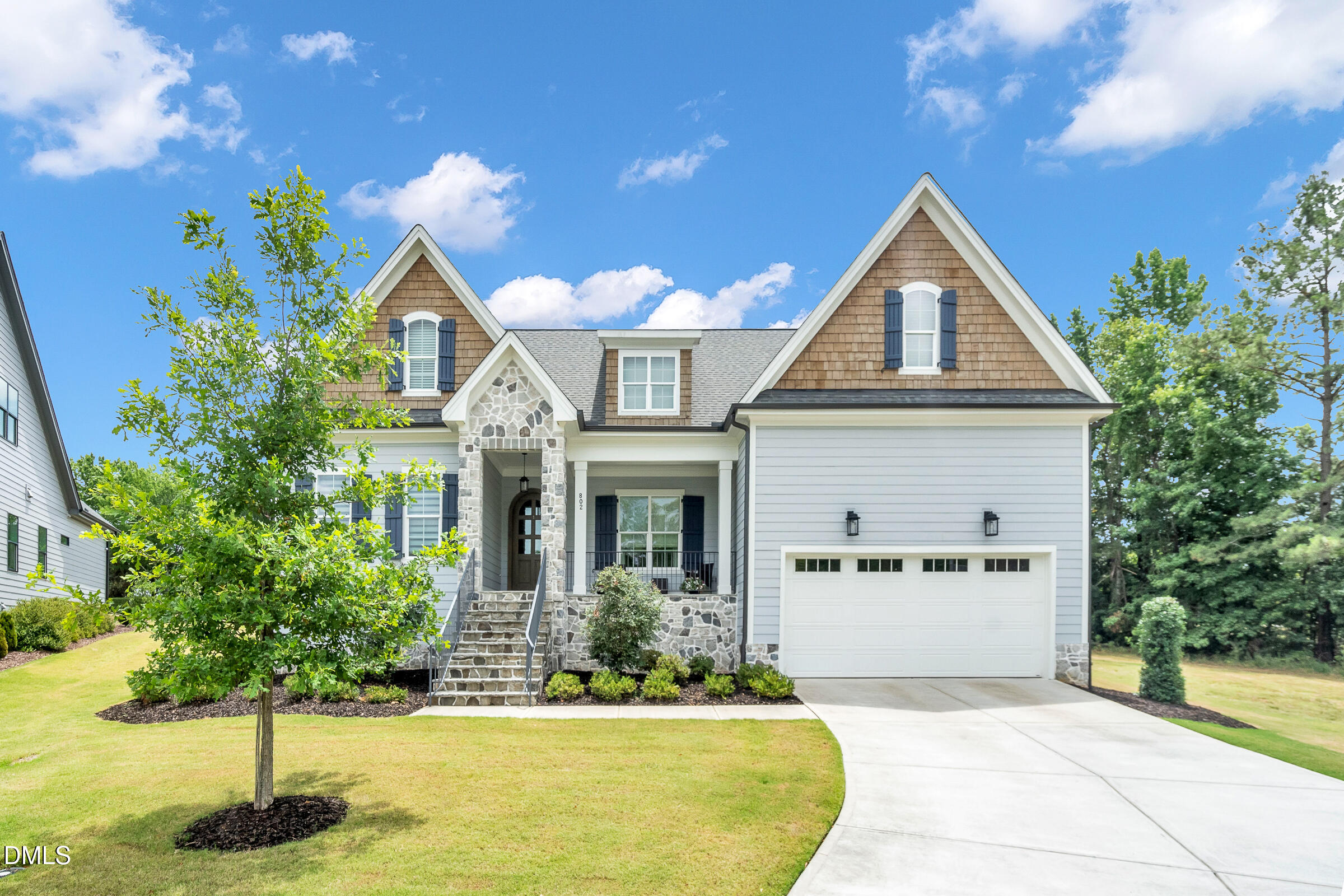 802 Laurelwood Drive Property Photo 1