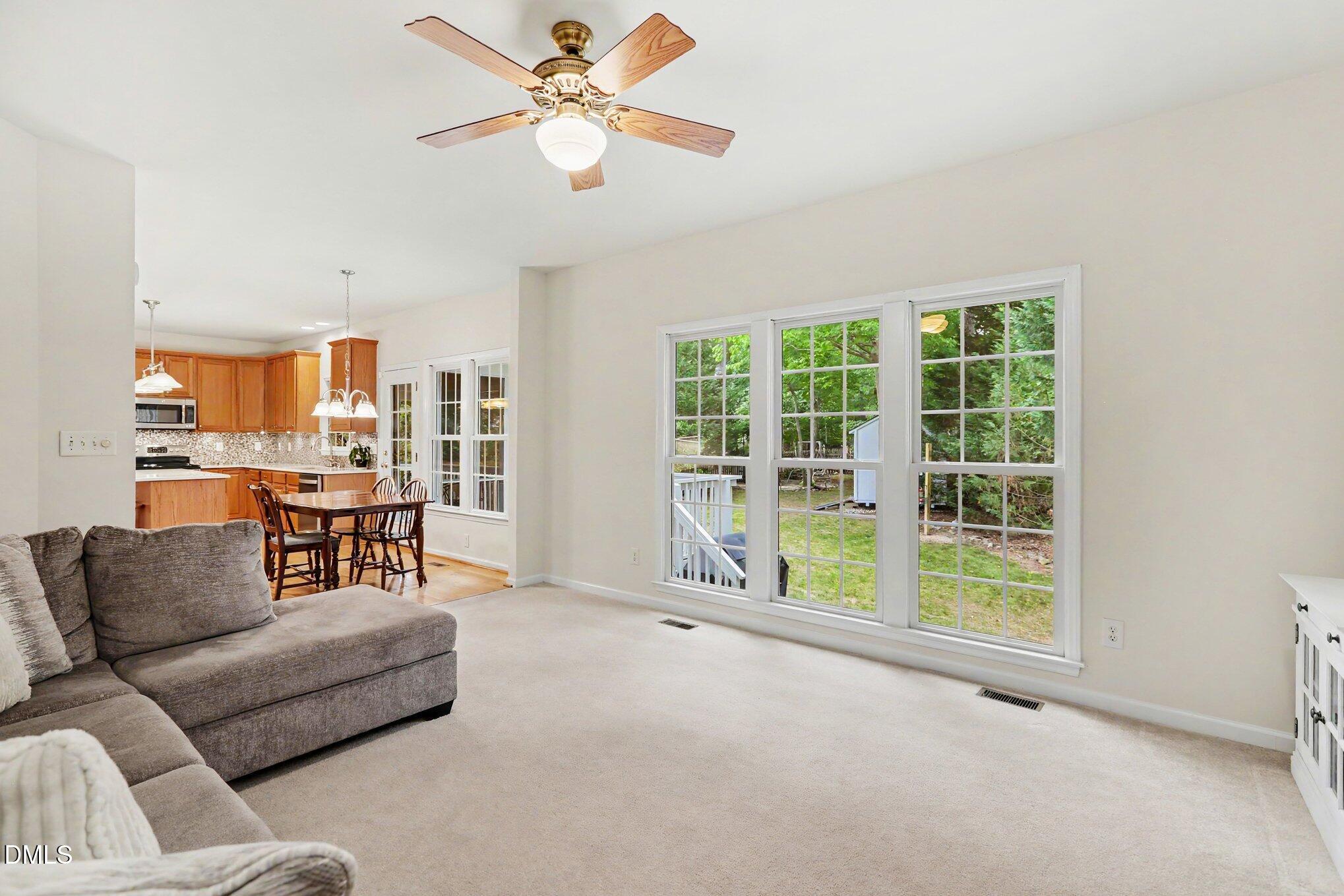 1810 Turning Leaf Lane Property Photo 9