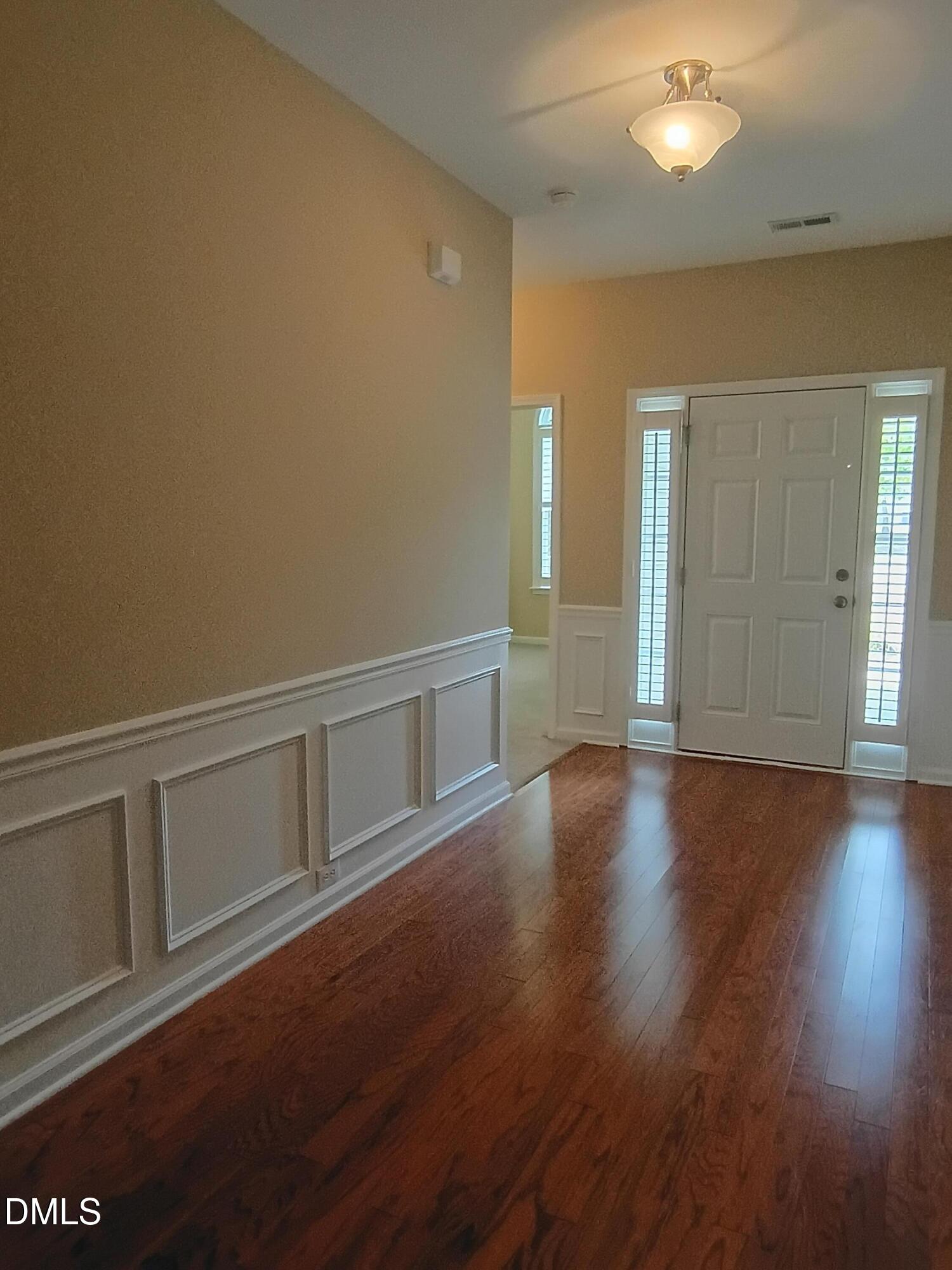 2825 Margot's Avenue Property Photo 4