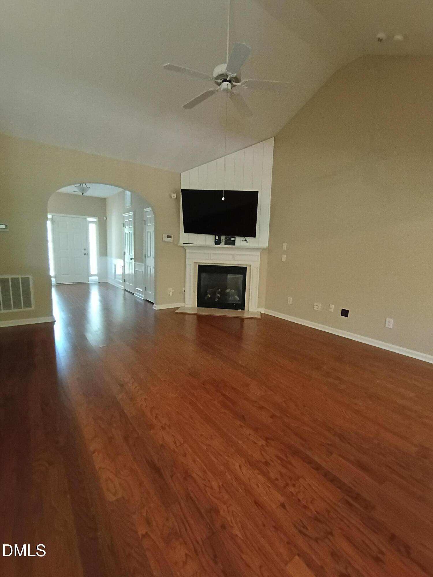 2825 Margot's Avenue Property Photo 6