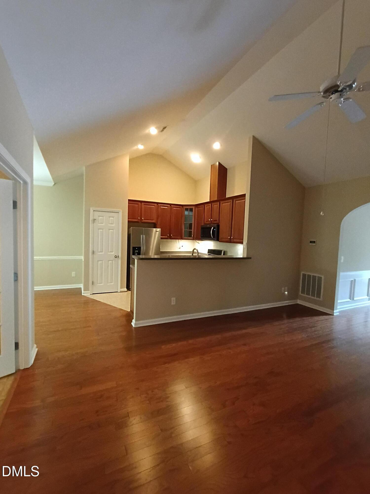 2825 Margot's Avenue Property Photo 12