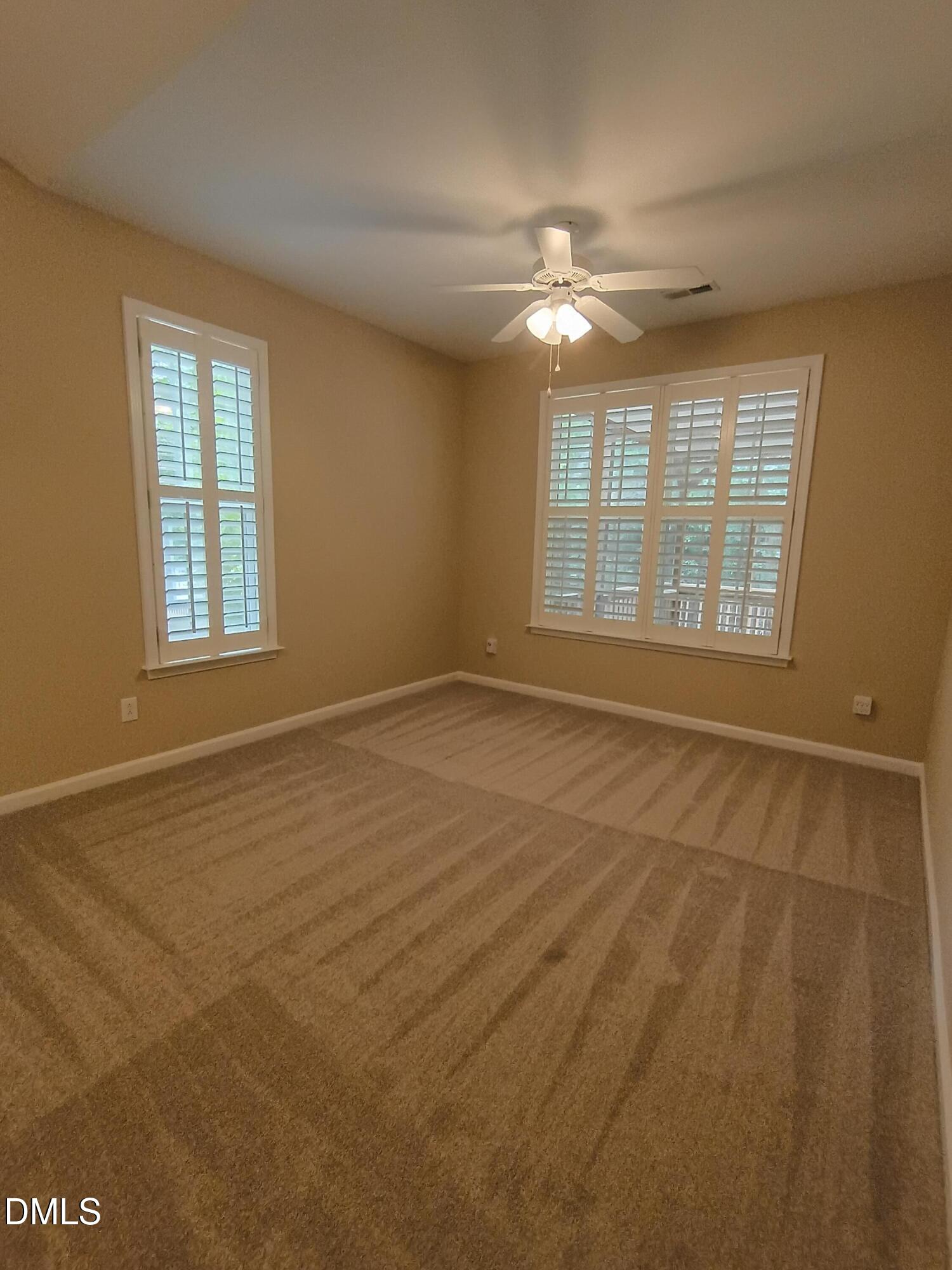 2825 Margot's Avenue Property Photo 24