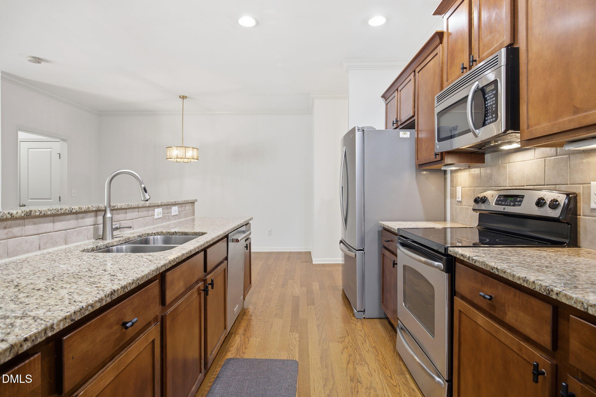 2705 Cloud Mist Circle Property Photo 5