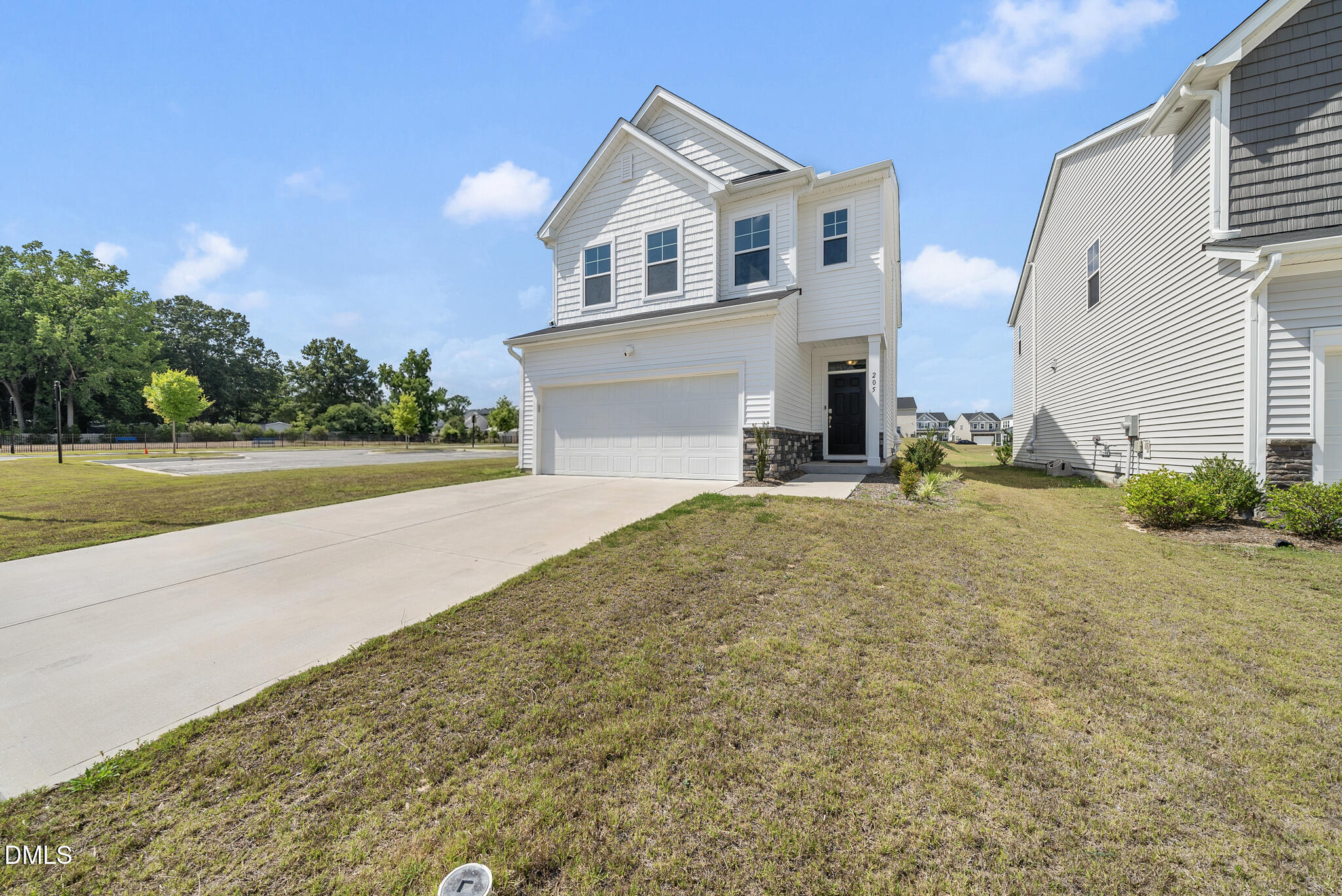 205 Fig Tree Bend Property Photo 3