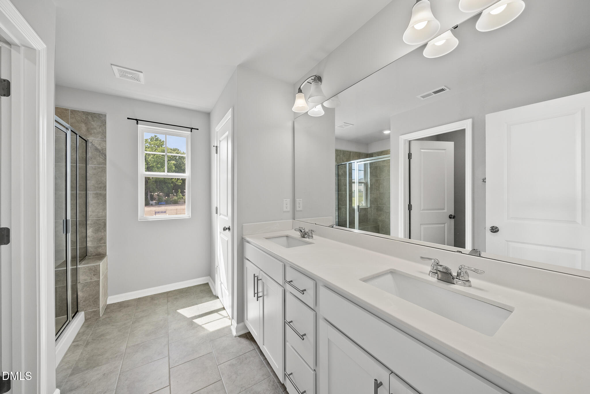 205 Fig Tree Bend Property Photo 23