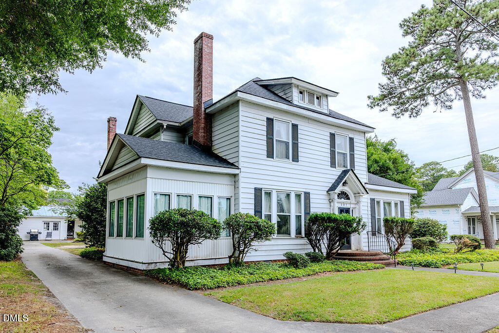507 E Center Street