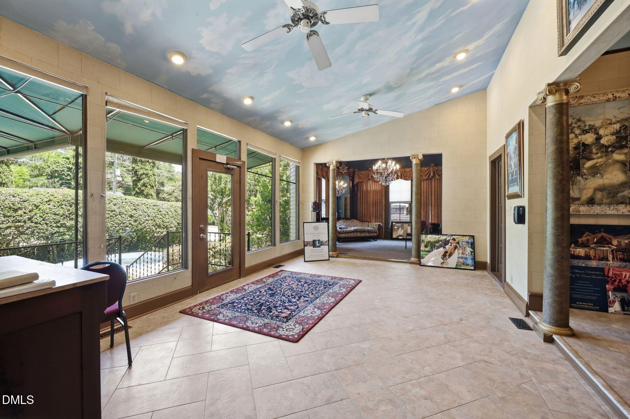 201 E Hill Street Property Photo 24