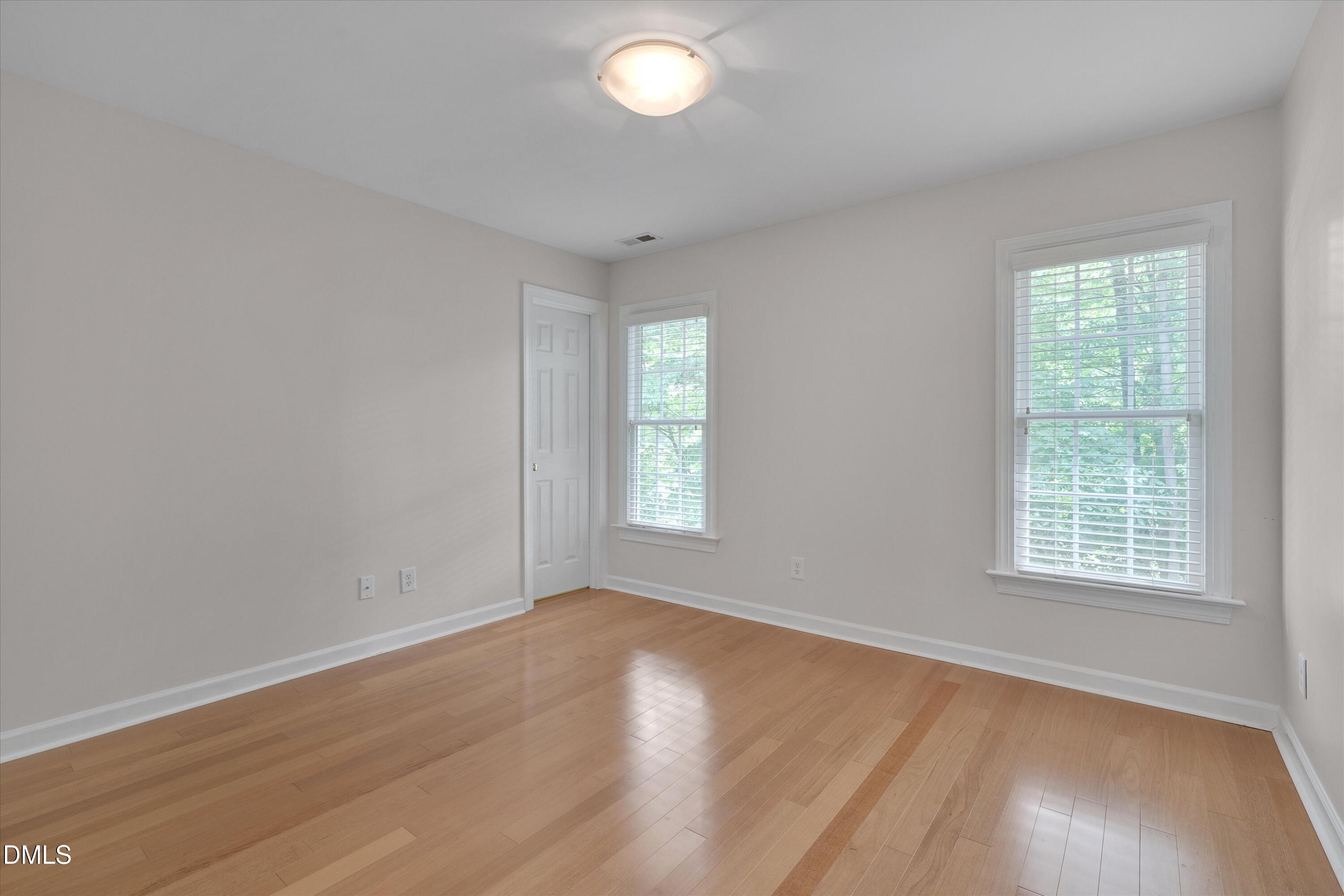 504 Manor Rdg Drive Property Photo 35