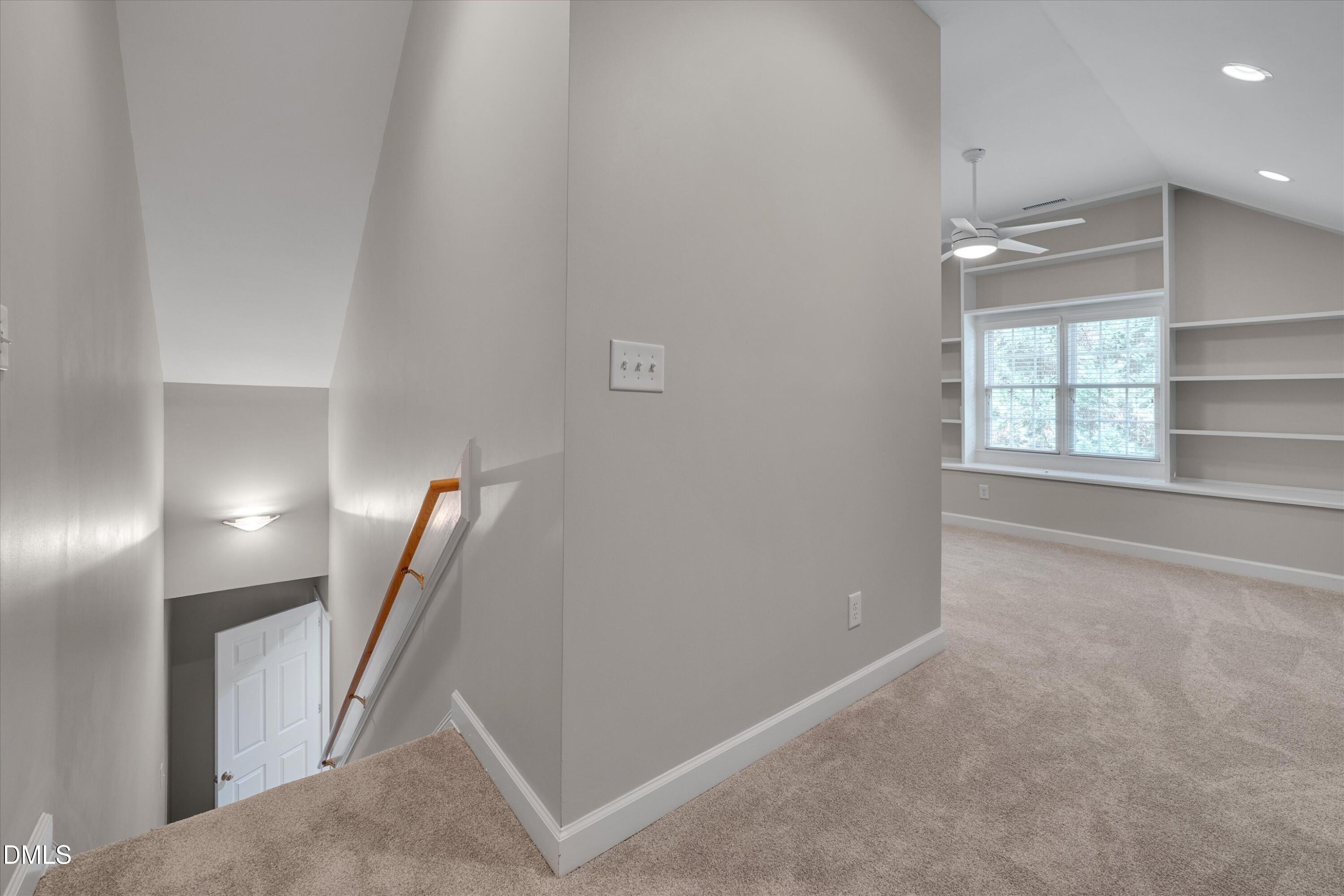 504 Manor Rdg Drive Property Photo 43