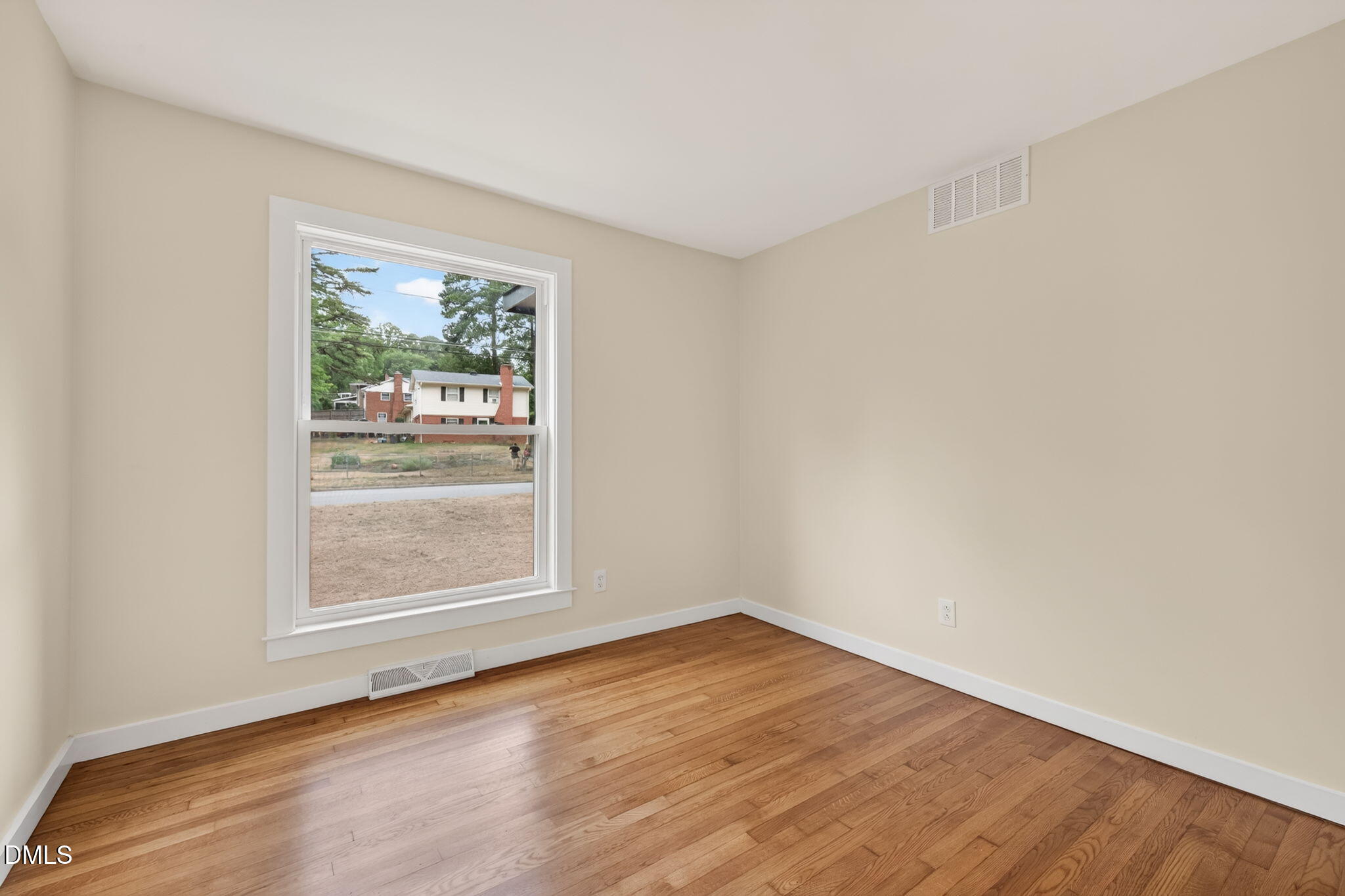 4612 Radcliff Road Property Photo 22