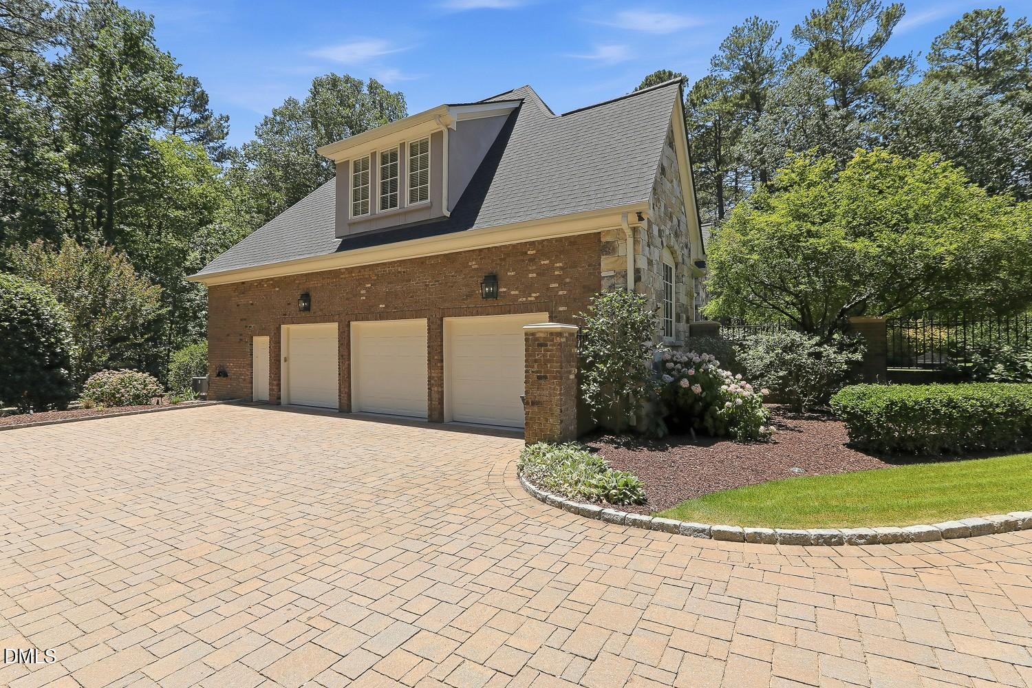 36 China Doll Court Property Photo 4