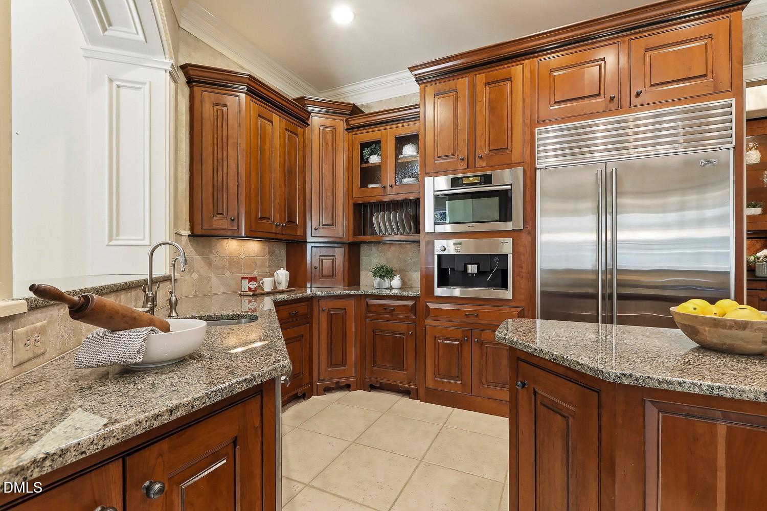 36 China Doll Court Property Photo 9
