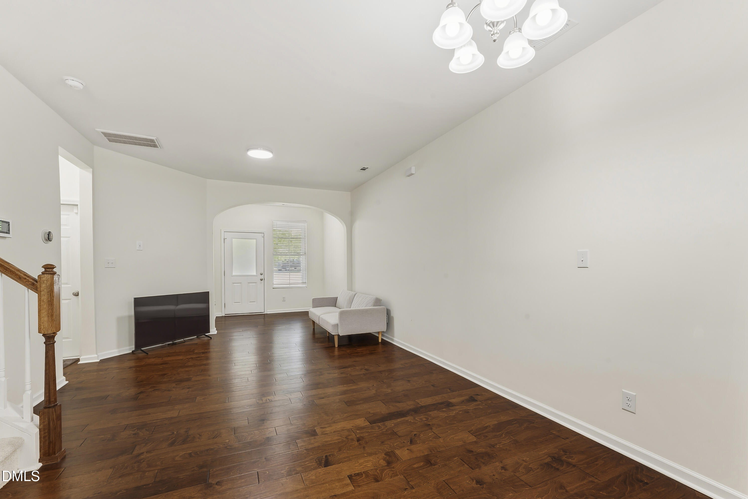 707 Davenbury Way Property Photo 10