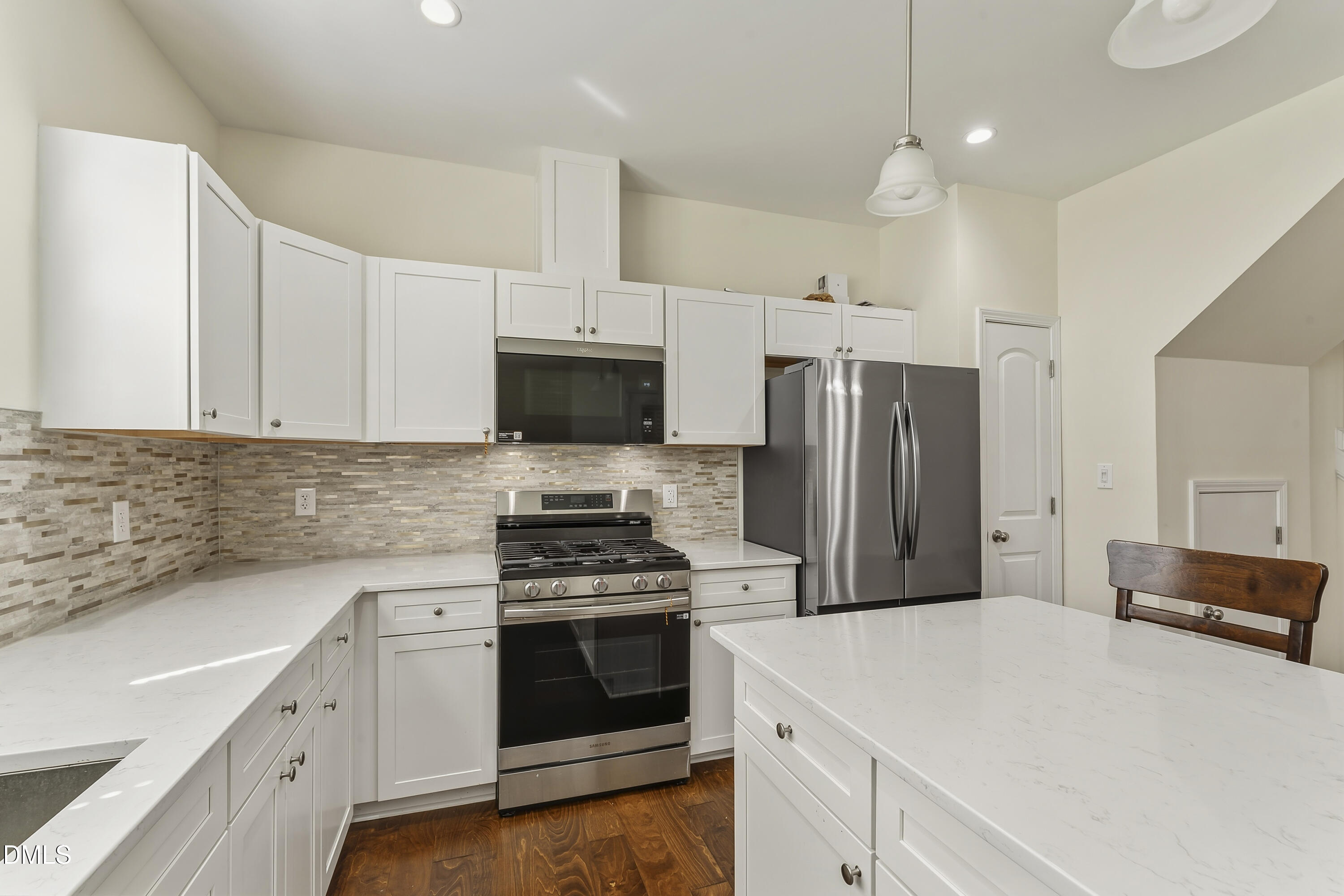 707 Davenbury Way Property Photo 13