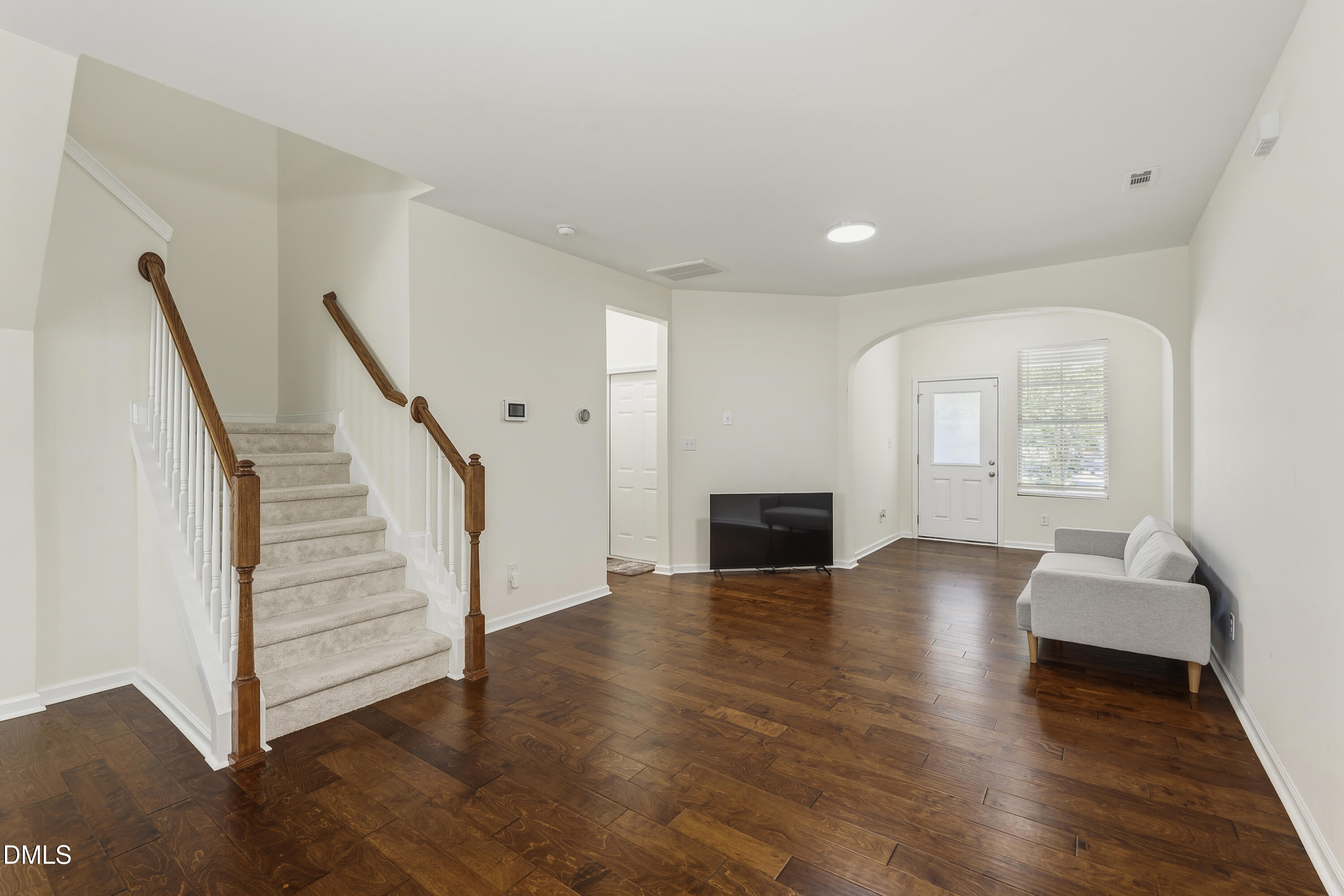 707 Davenbury Way Property Photo 16