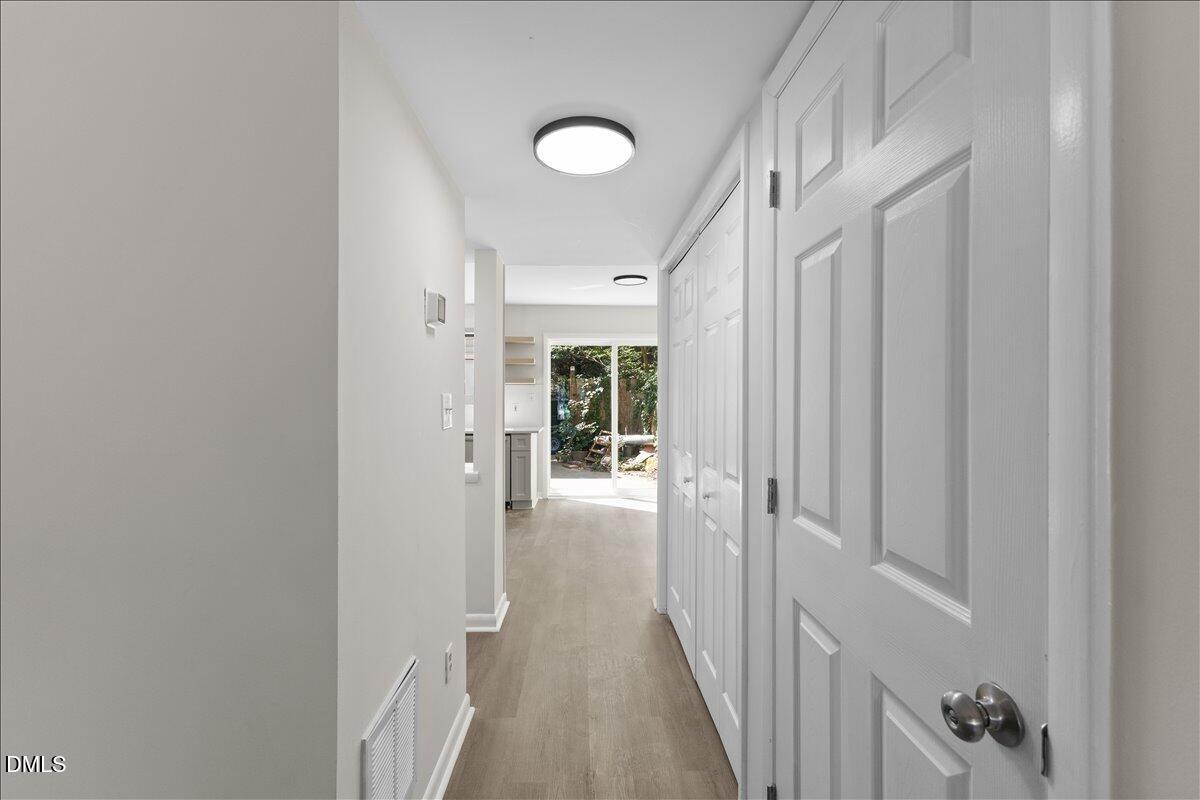 5806 Shady Grove Circle Property Photo 8