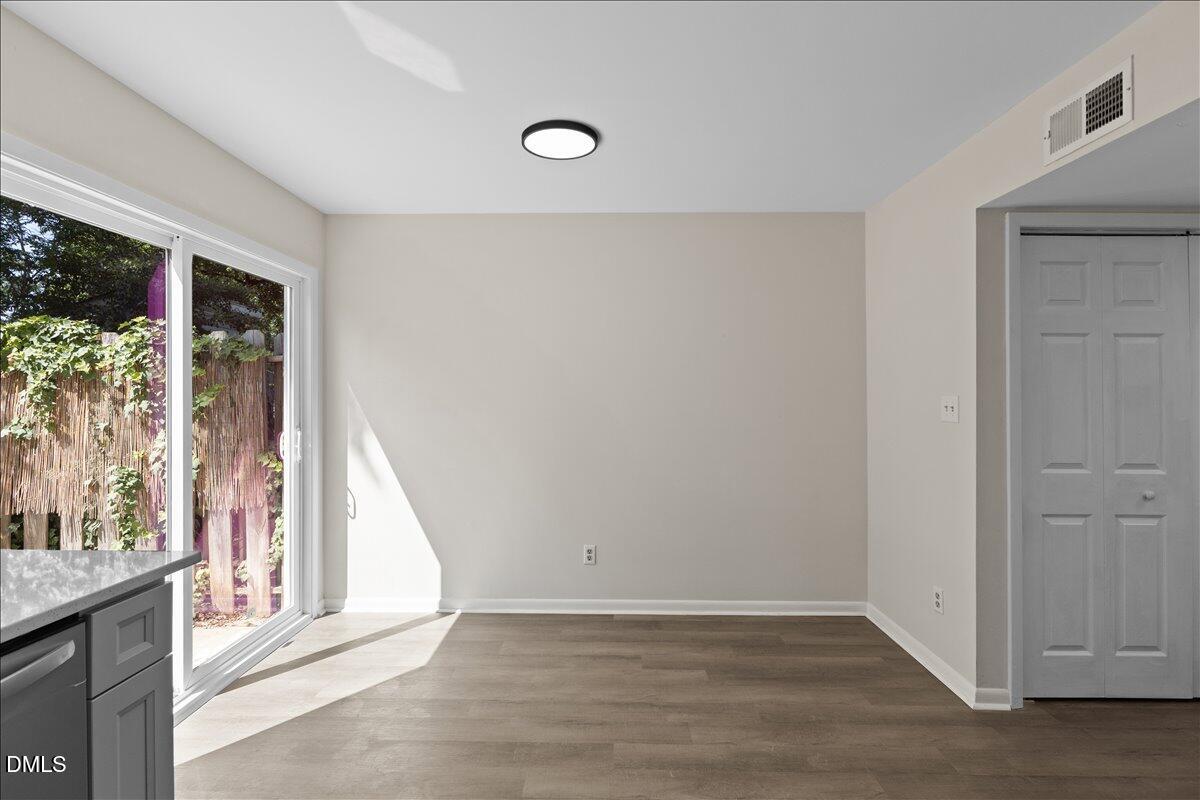 5806 Shady Grove Circle Property Photo 13
