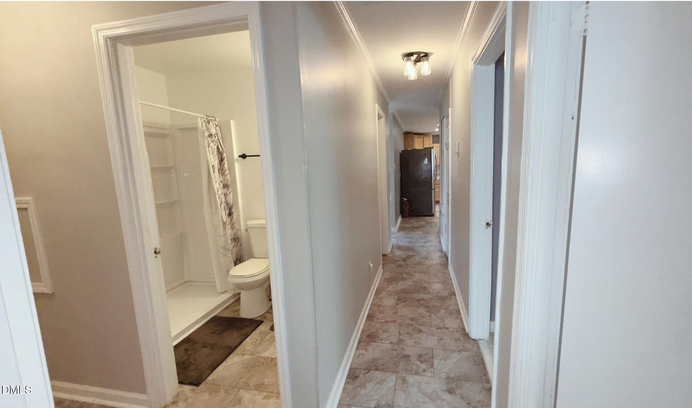 428 Walton Street Property Photo 9