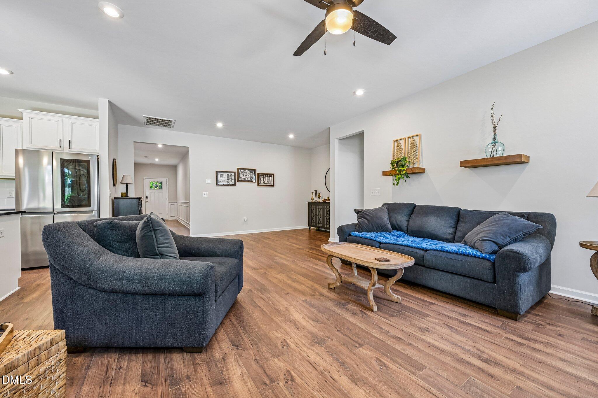 127 Stromness Path Property Photo 4