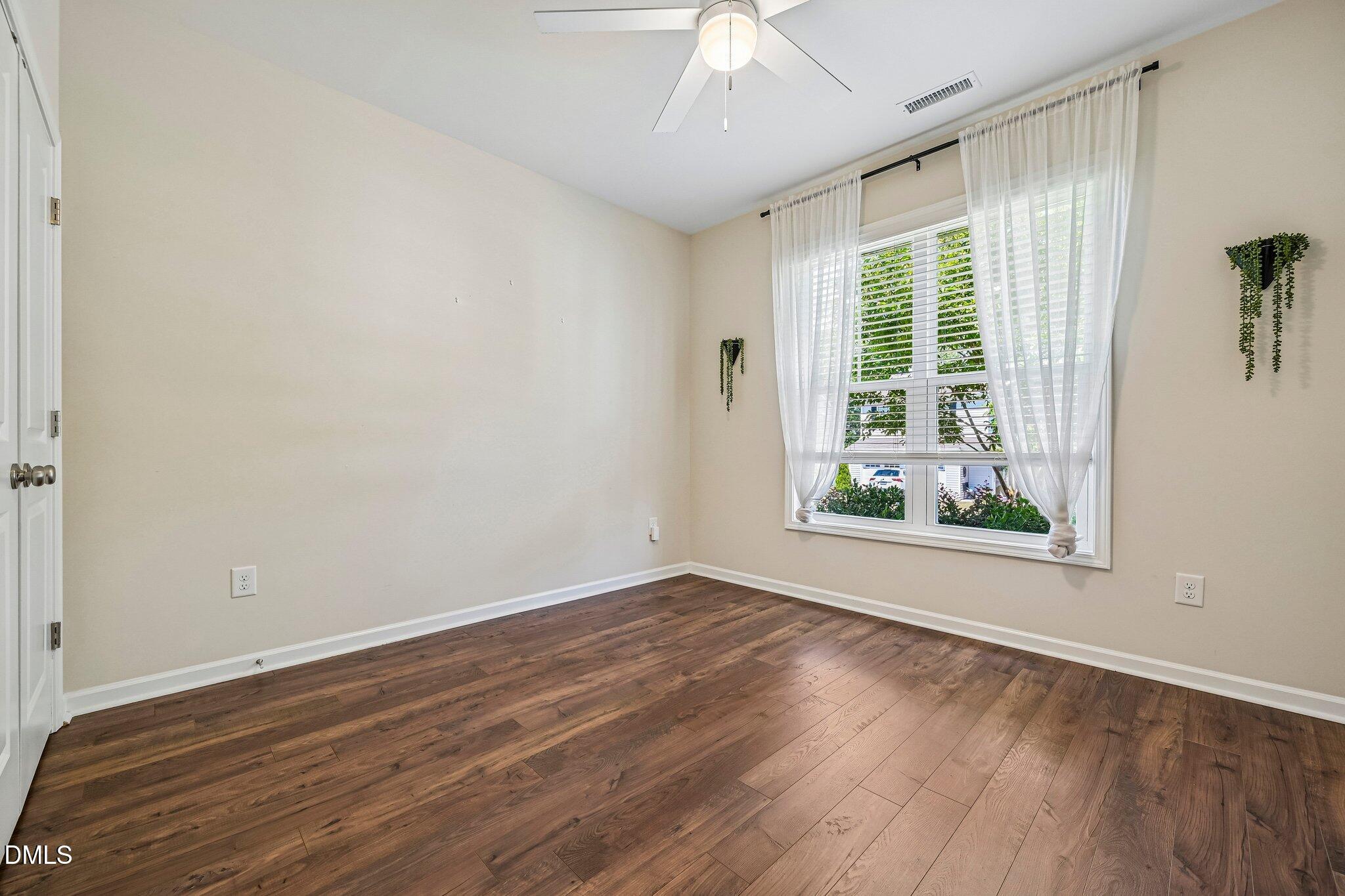 127 Stromness Path Property Photo 10