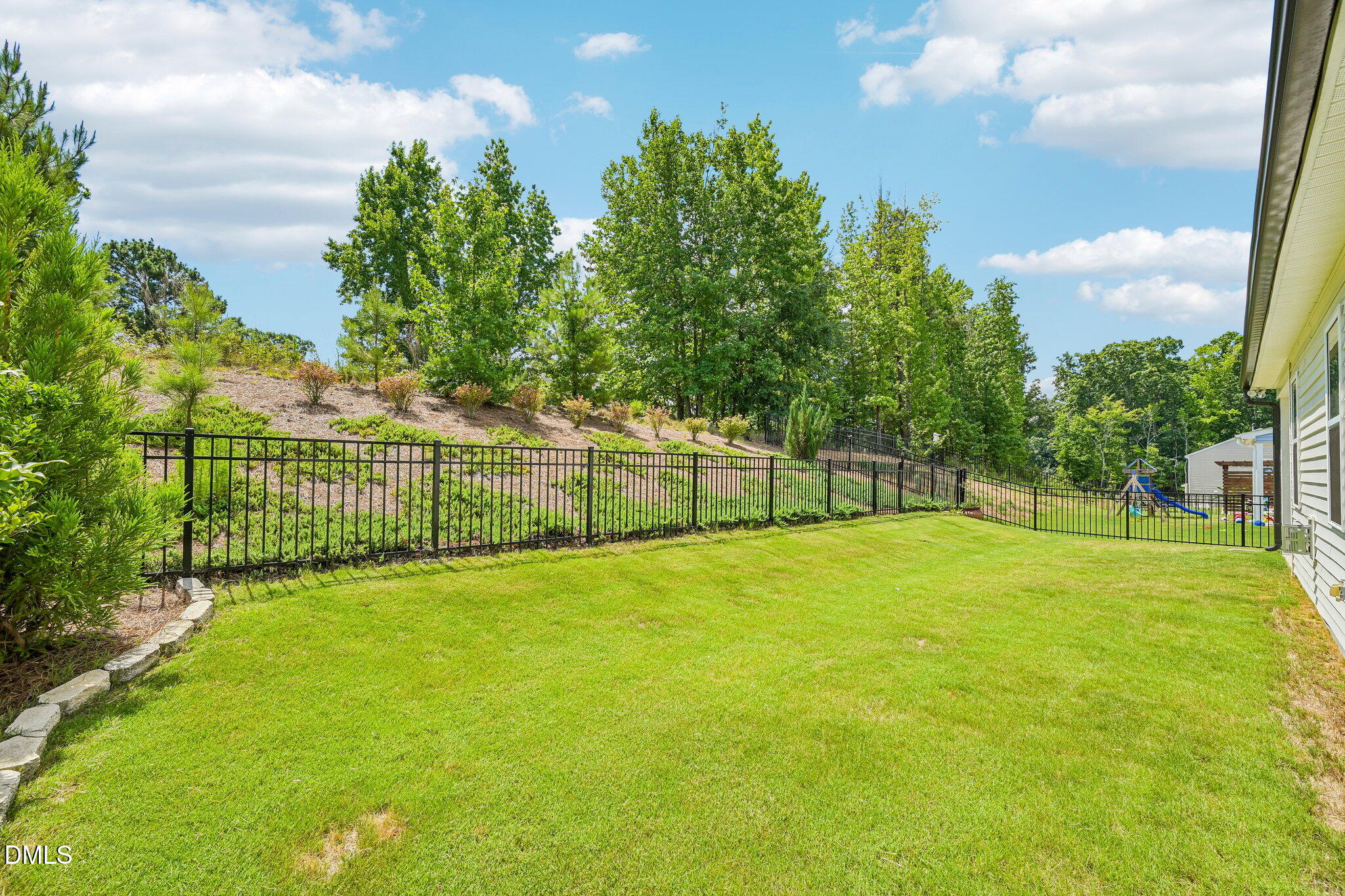 127 Stromness Path Property Photo 24